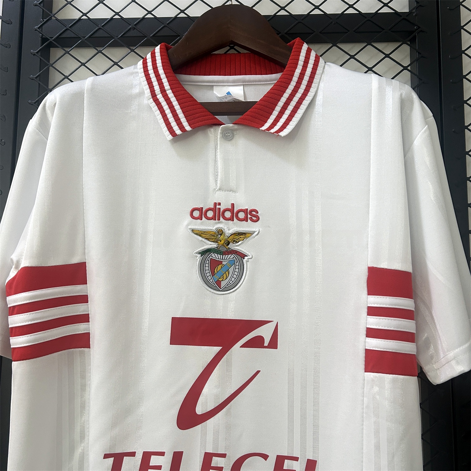 Retro Benfica 1997-99 European Away Jersey - JerseysGala