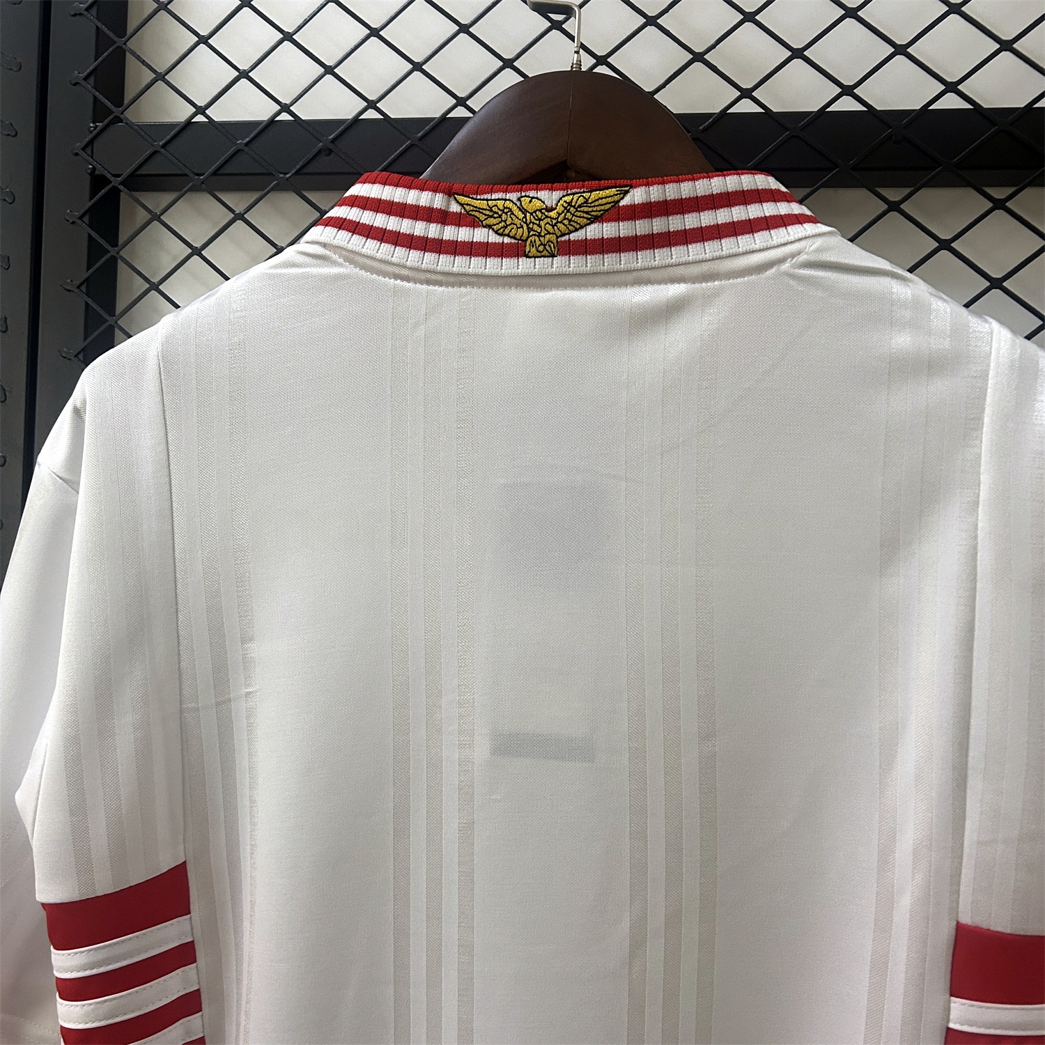 Retro Benfica 1997-99 European Away Jersey - JerseysGala