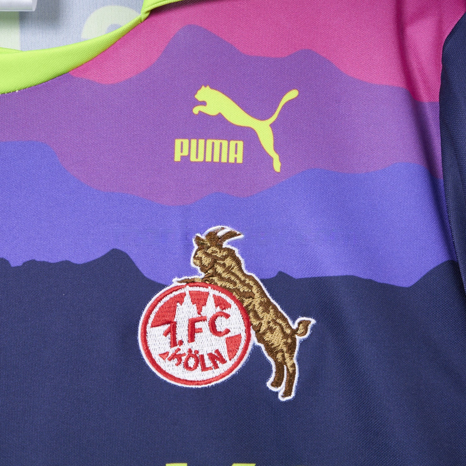 Retro 1. FC Köln 1991-92 Goalkeeper Long Sleeve Jersey - JerseysGala