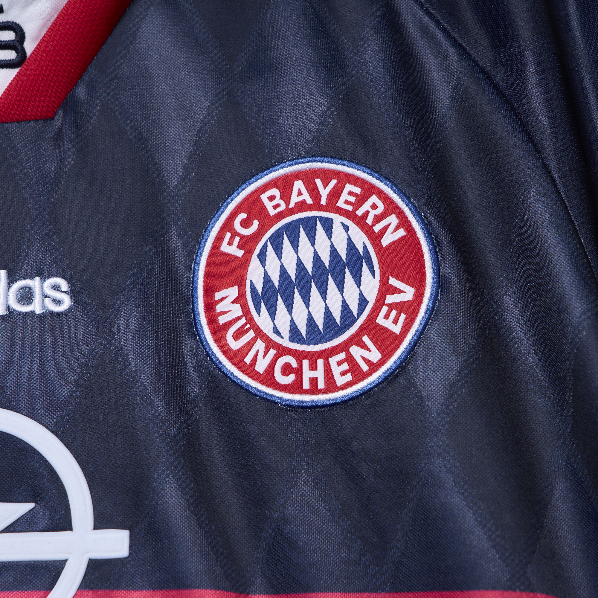 Retro Bayern Munich 1997-99 Home Stadium Jersey - JerseysGala