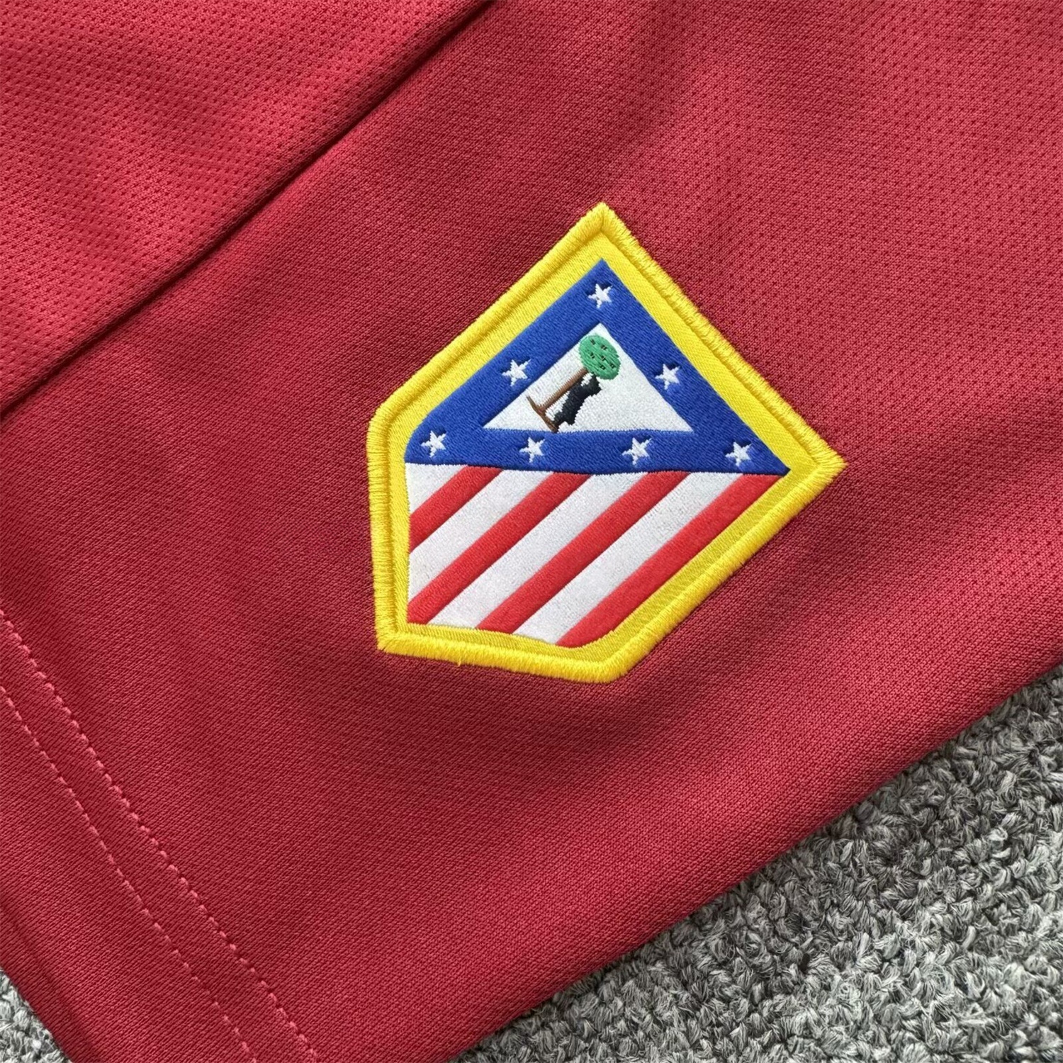 Retro Atletico Madrid 2004-05 Away S.p.i.d.e.r M.a.n Special Long Sleeves Kids Kit - JerseysGala