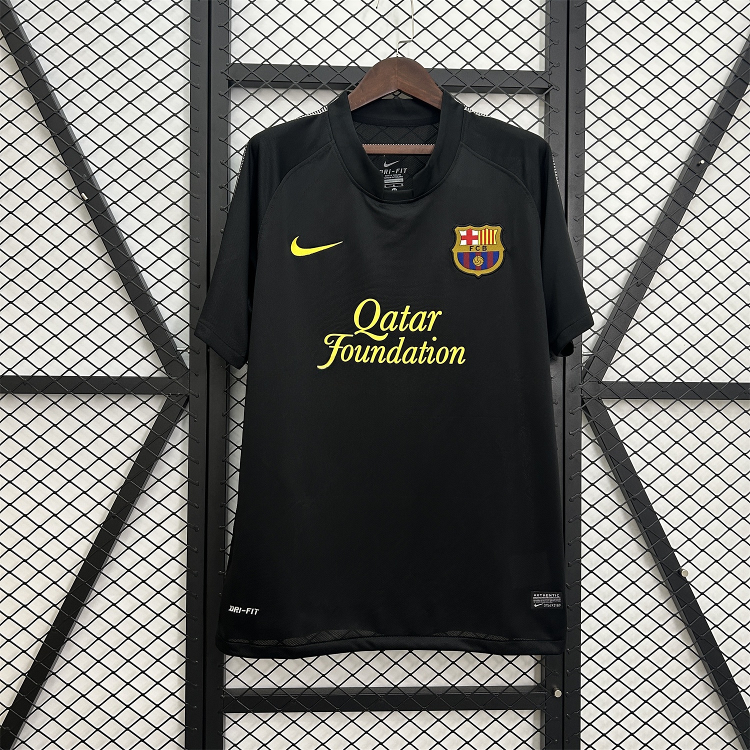 B.A.R.S.A Retro 11-12 Away Jersey - JerseysGala