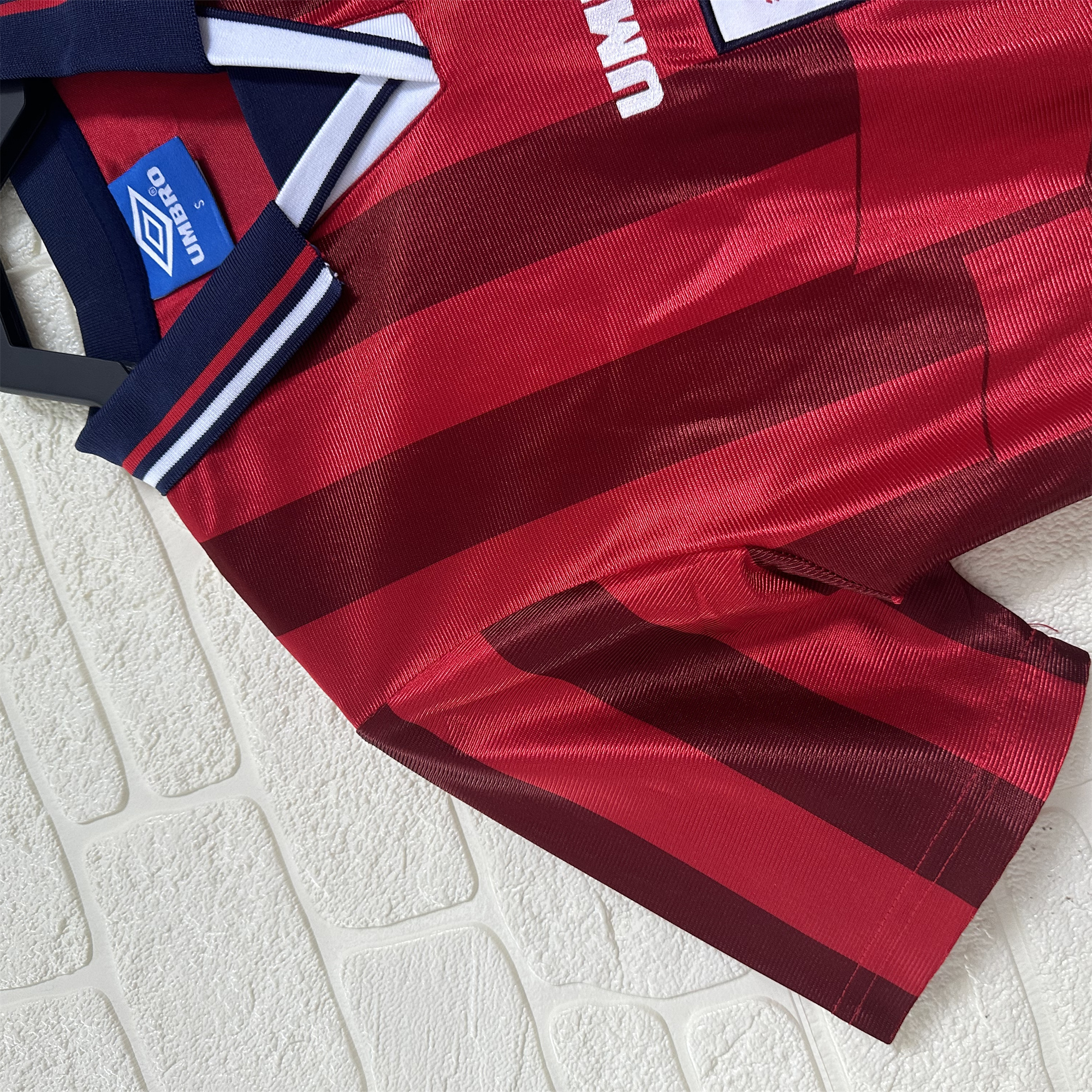 Retro England 1998 Away Jersey - JerseysGala