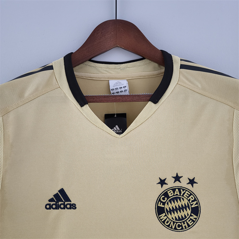 Retro Bayern Munich 2004-05 Away Jersey - JerseysGala
