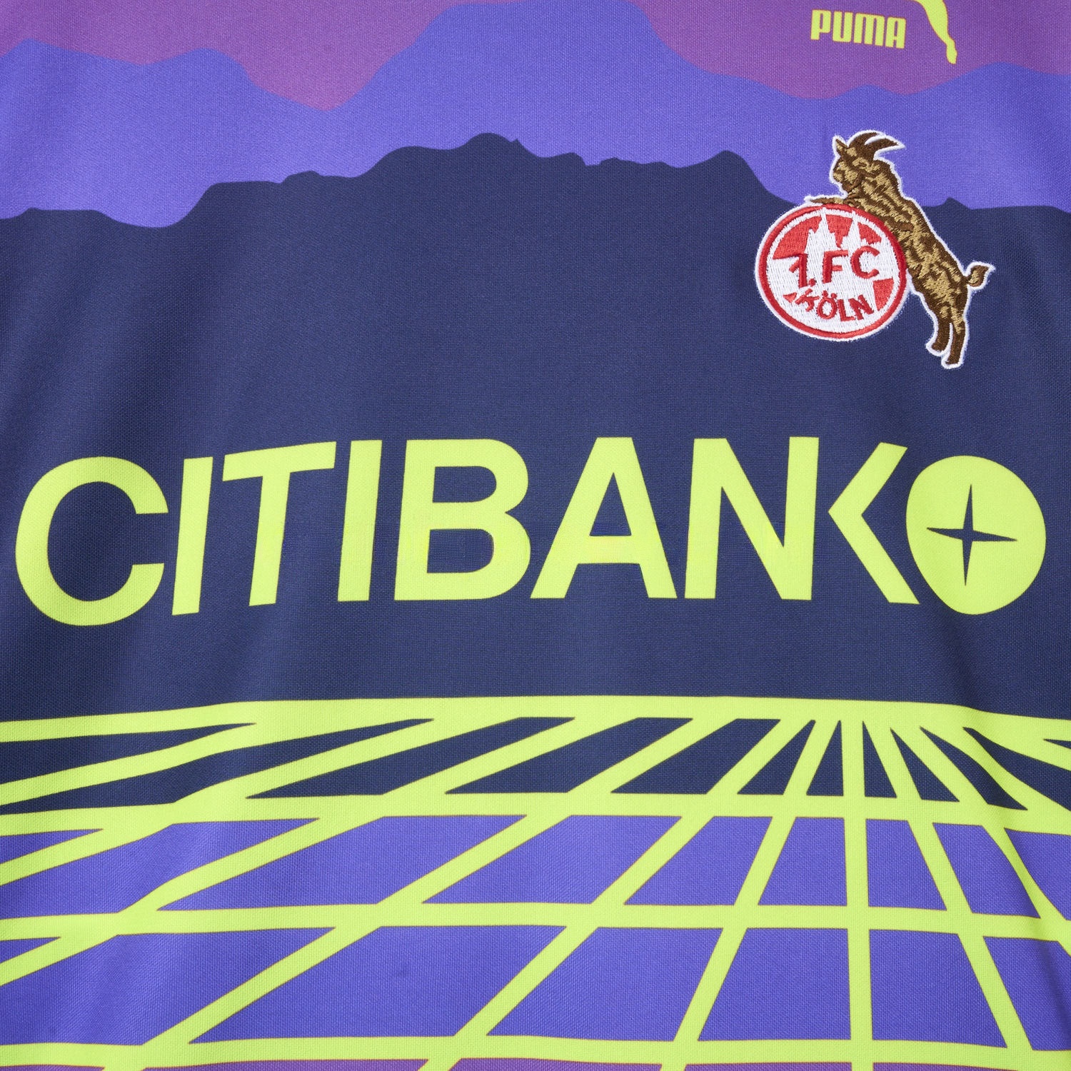 Retro 1. FC Köln 1991-92 Goalkeeper Long Sleeve Jersey - JerseysGala