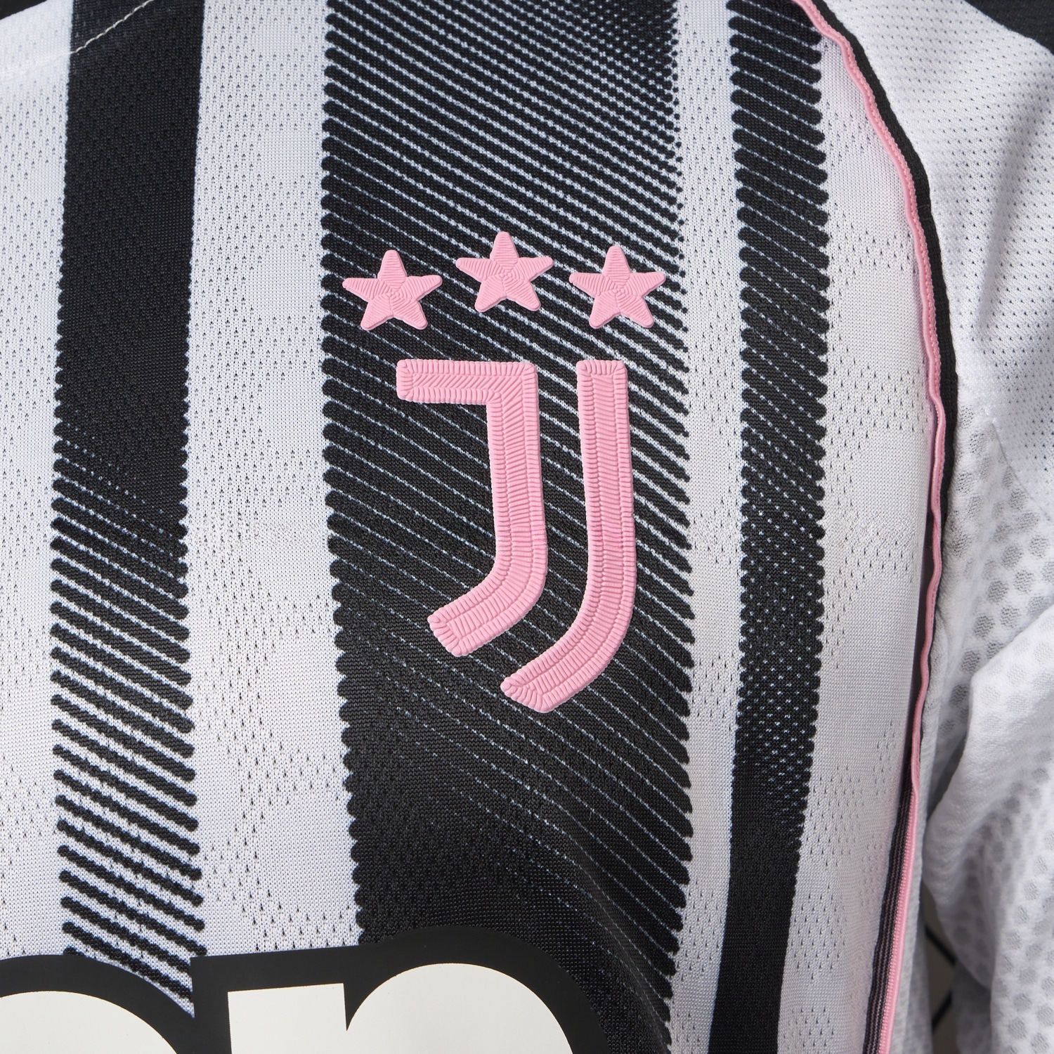 Juventus 25-26 Home Jersey With Chest Patch - Player Version - JerseysGala