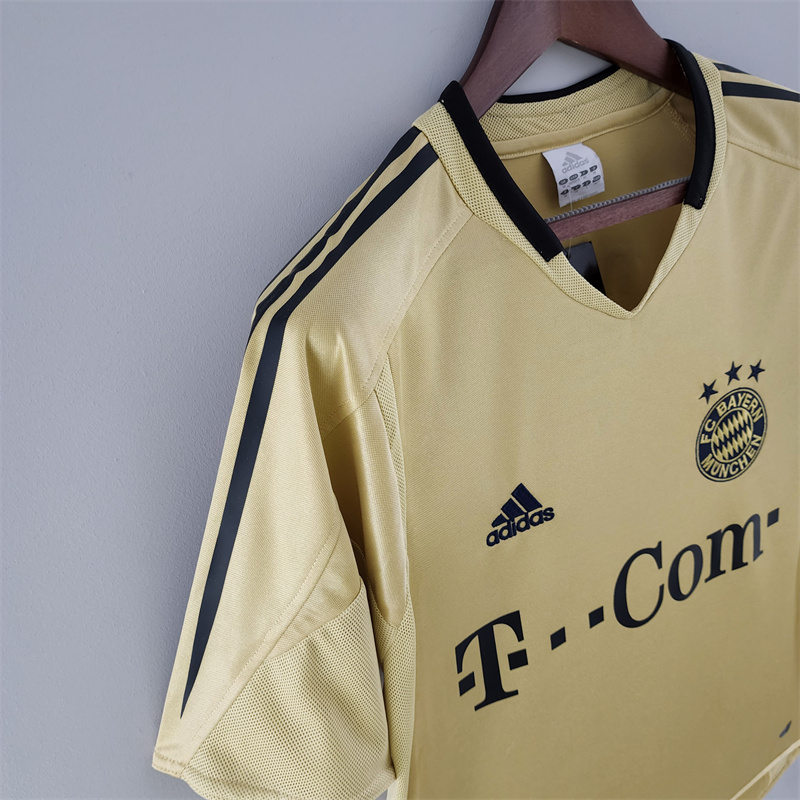 Retro Bayern Munich 2004-05 Away Jersey - JerseysGala