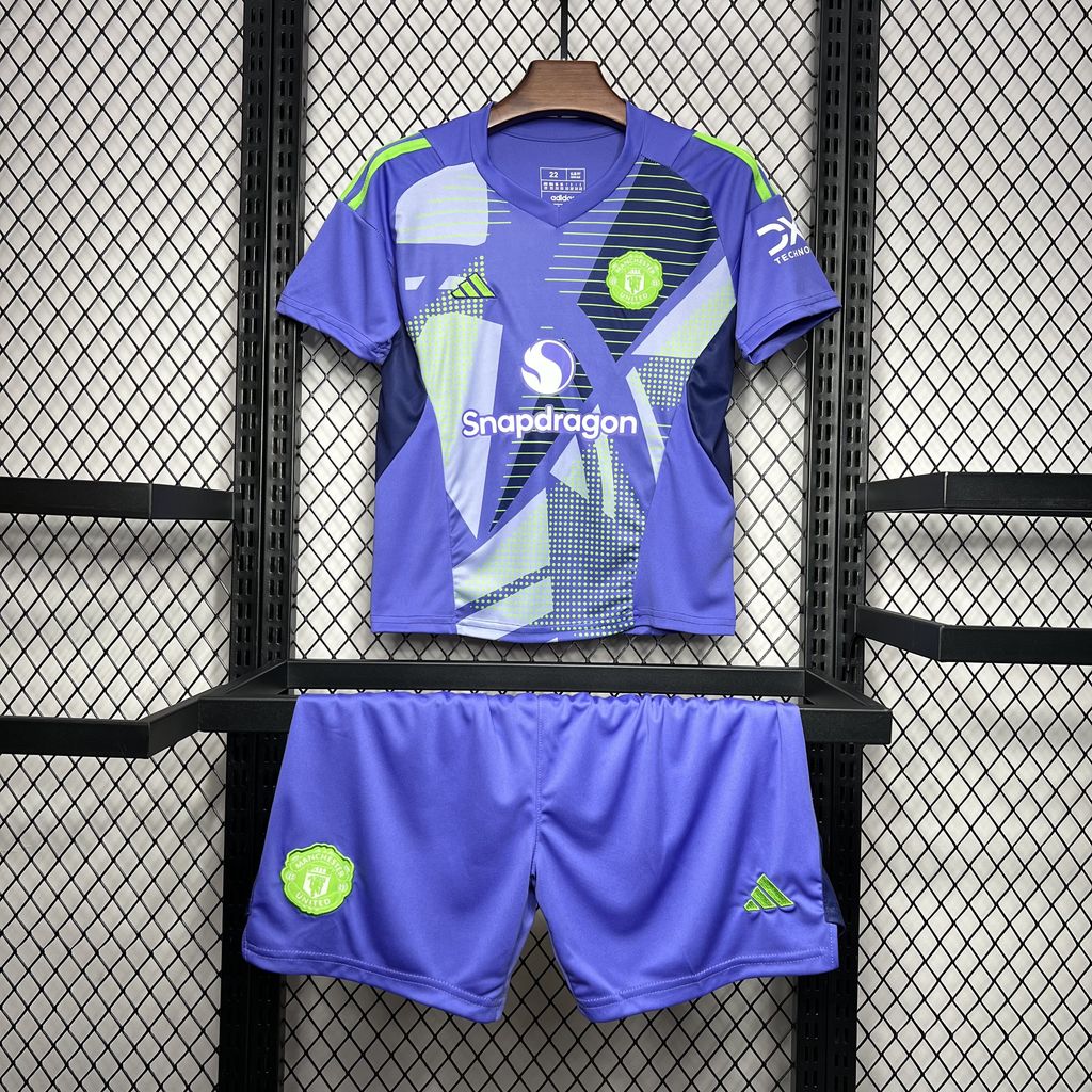 Manchester United 24-25 Purple Goalkeeper Kids Kit - JerseysGala