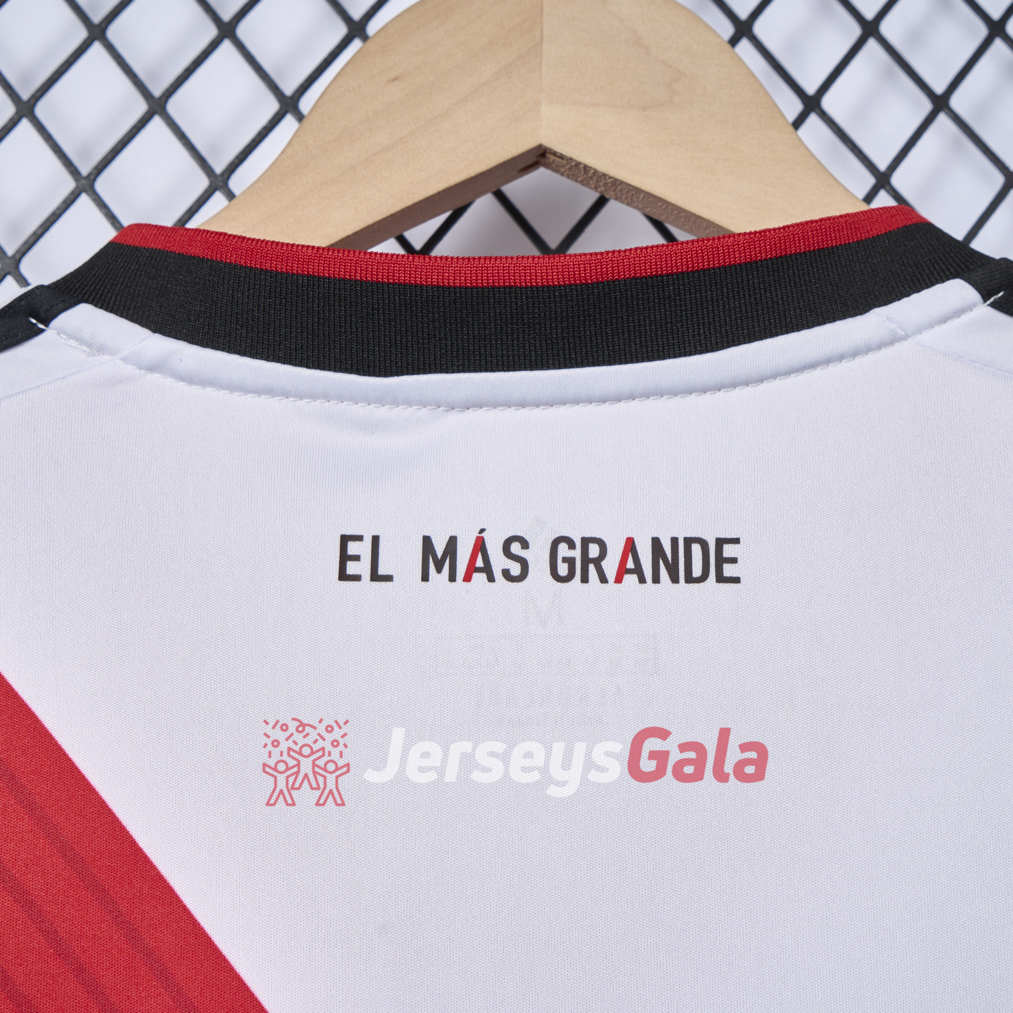 Retro River Plate 2018-19 Home Jersey - JerseysGala