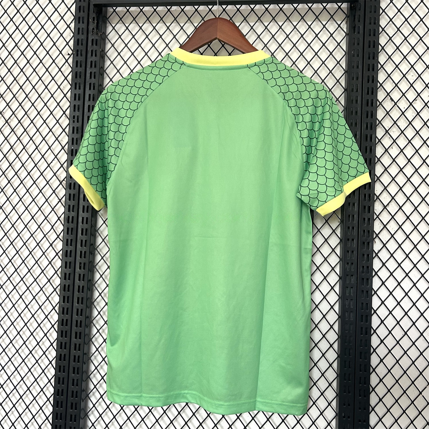 Japan 25-26 Dragon Ball Golden Hair Goku Green Special Jersey - Fans Version - JerseysGala