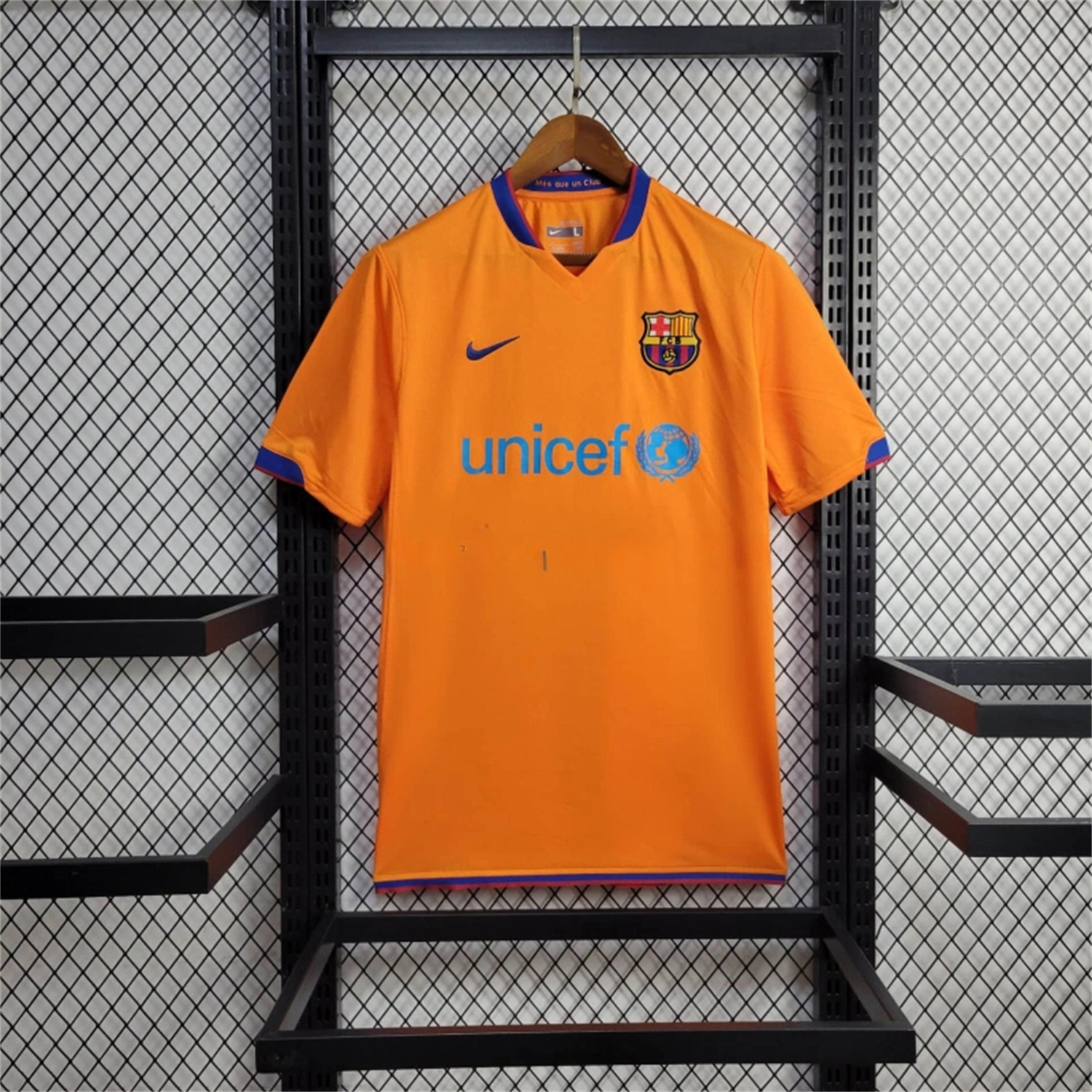 B.A.R.S.A Retro 06-07 Away Jersey - JerseysGala