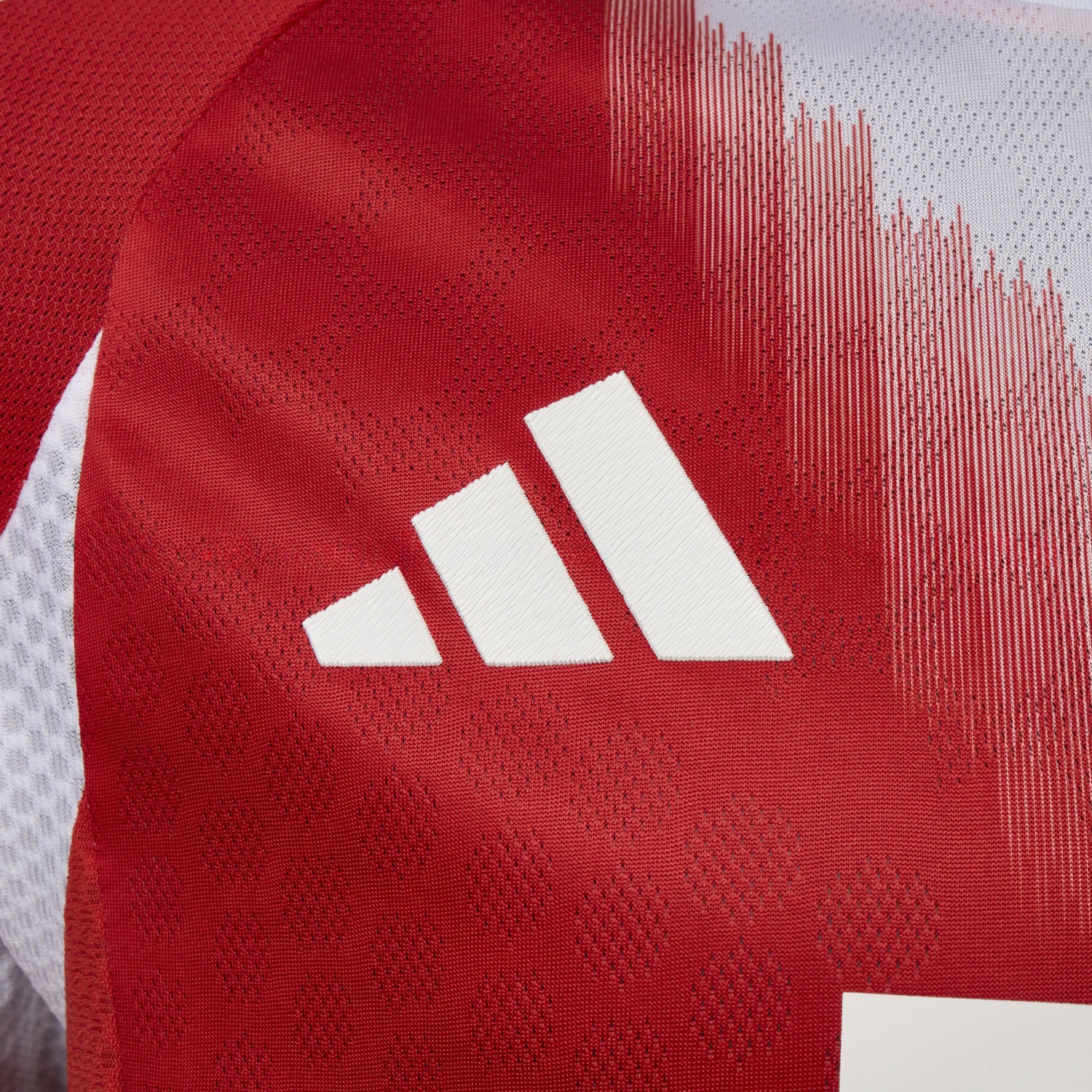 Bayern Munich 25-26 Home Müller Limited Edition Jersey - Player Version - JerseysGala