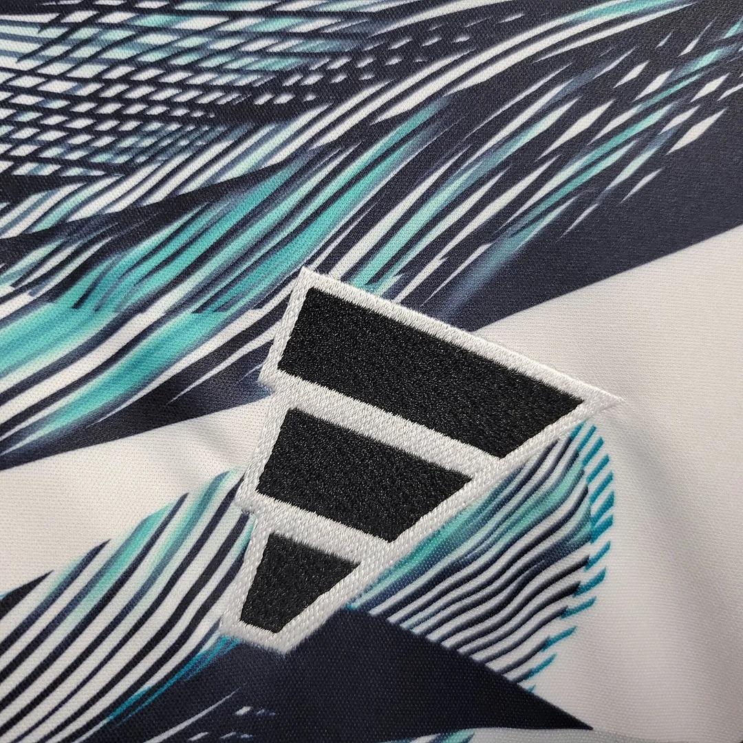 Newcastle United 24-25 Pre-Match Training Jersey - Fans Version - JerseysGala