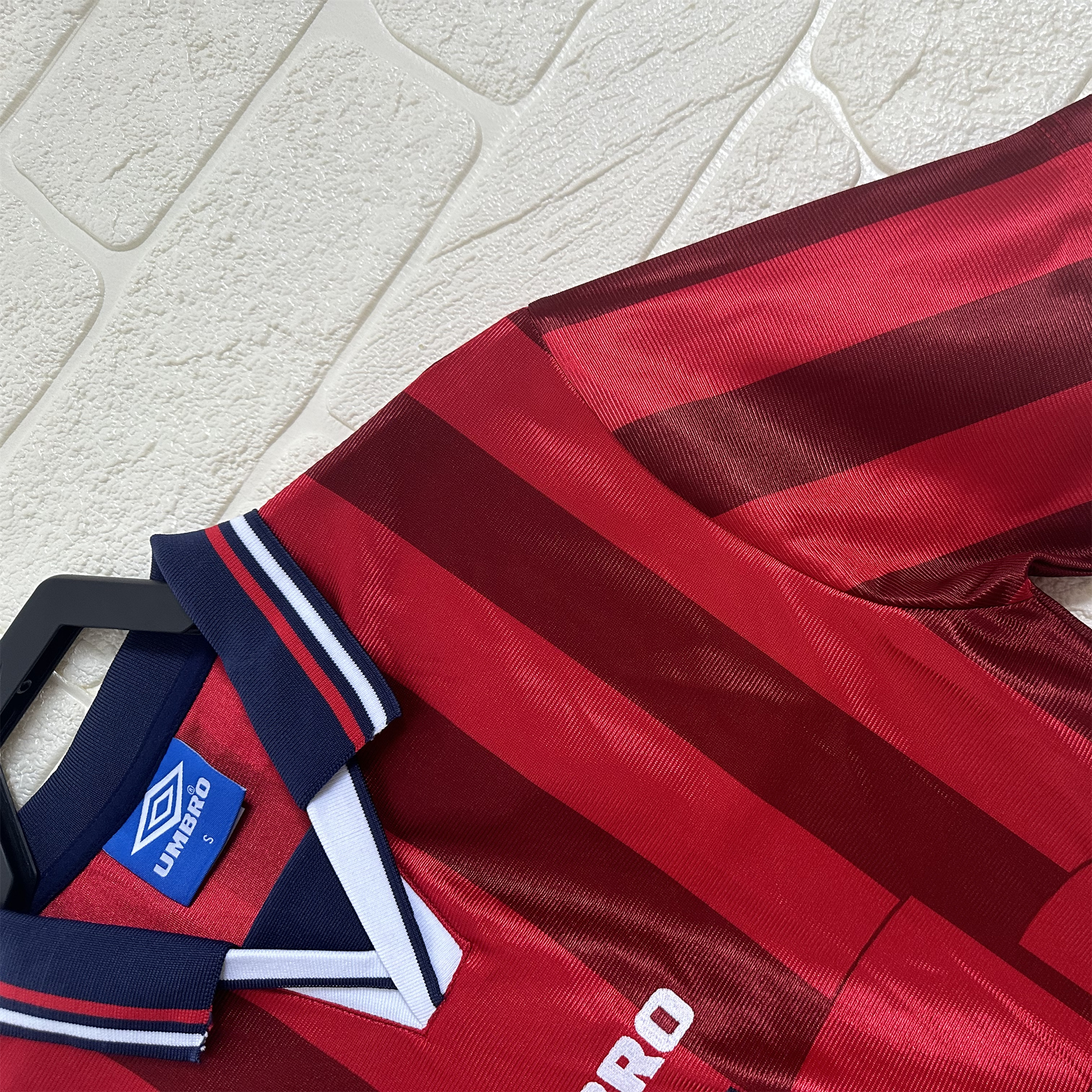 Retro England 1998 Away Jersey - JerseysGala