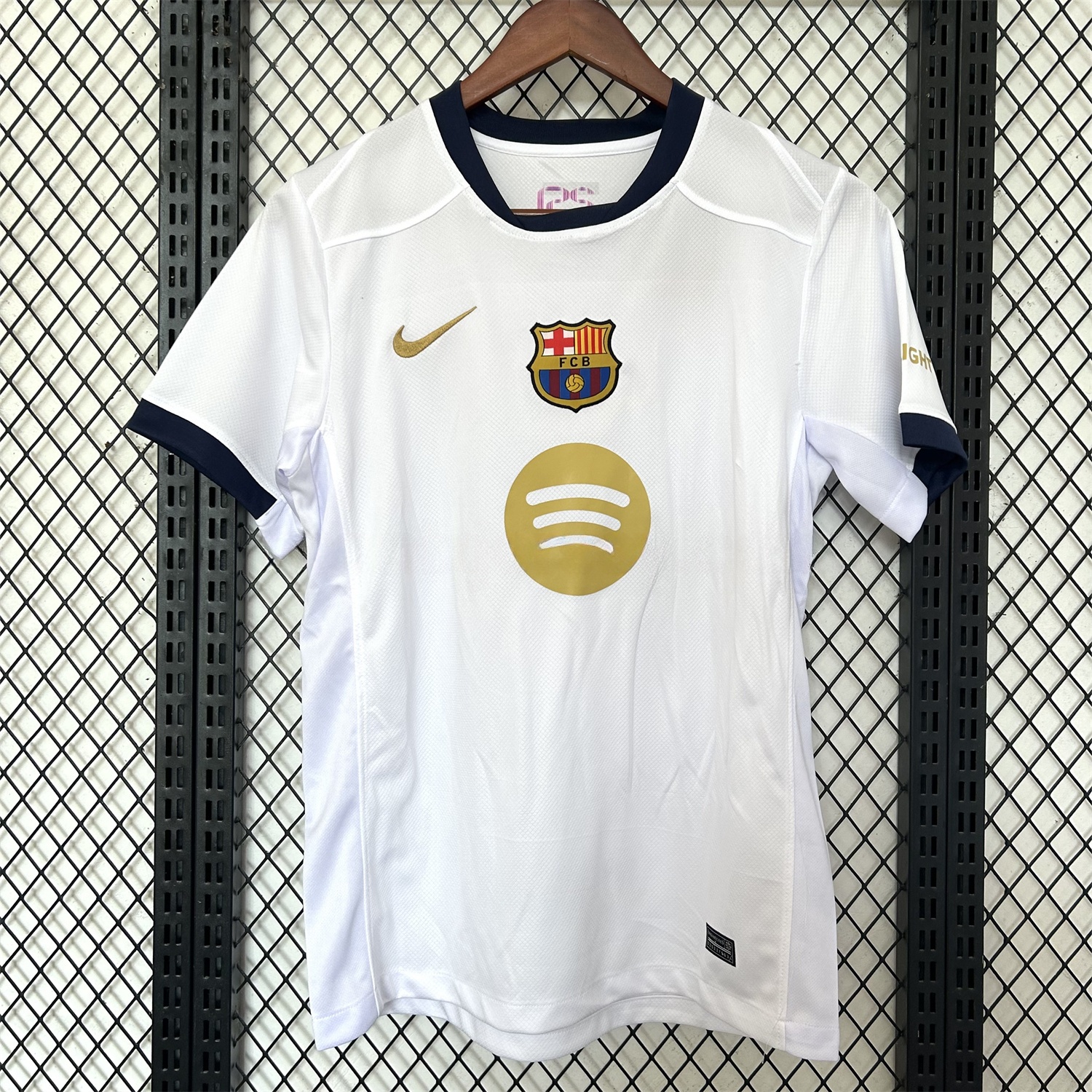 B.A.R.S.A 24-25 White GK Pre-match Training Jersey - Fans Version - JerseysGala