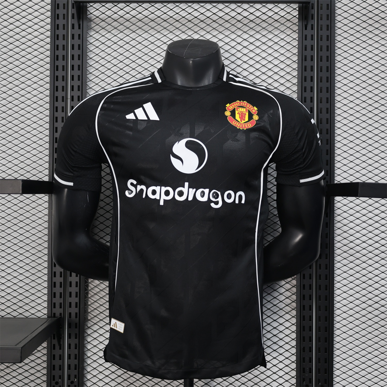 Manchester United 25-26 Black Training Jersey - Player Version - JerseysGala