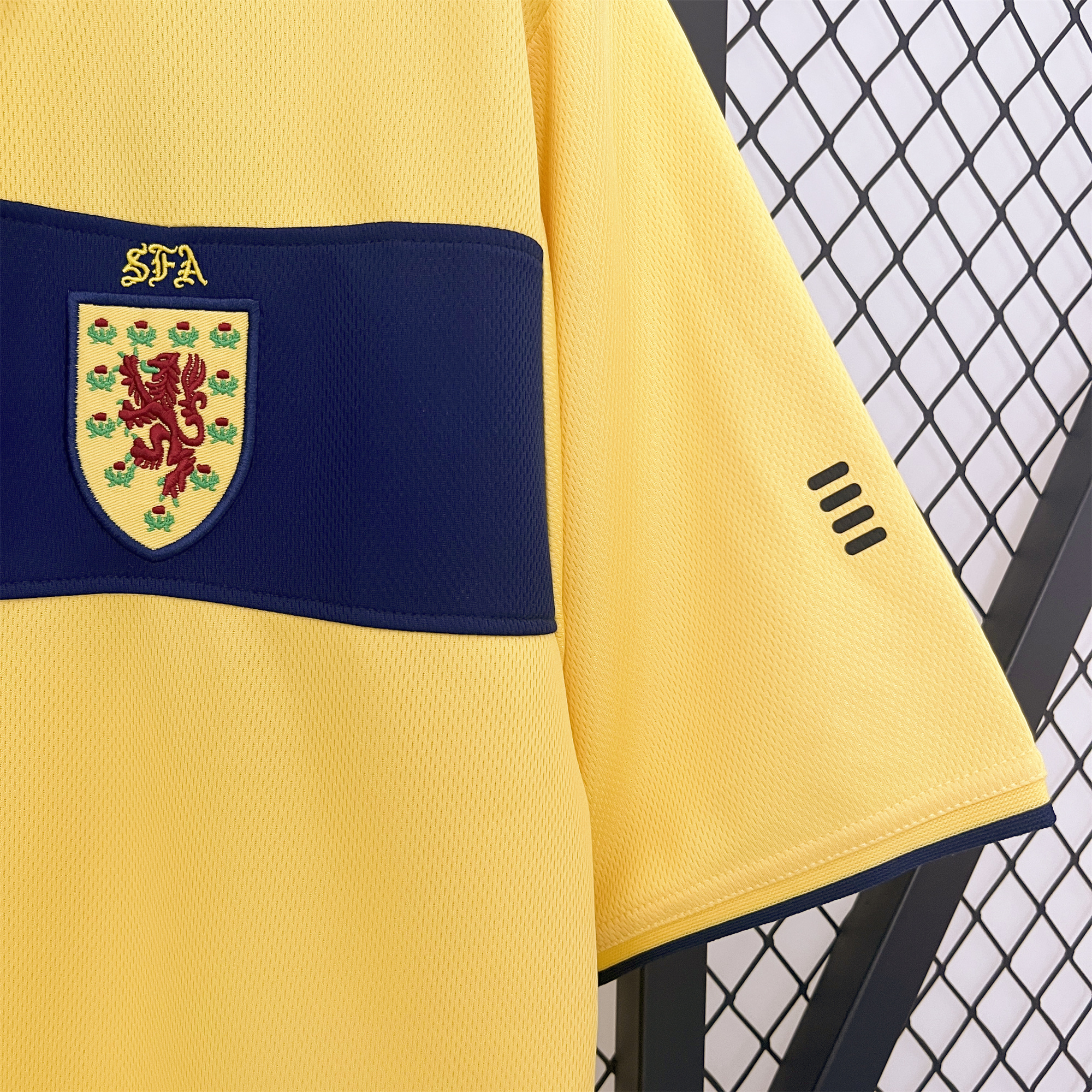 Retro S-c-o.t l.a-n.d 2002 Away Jersey - JerseysGala