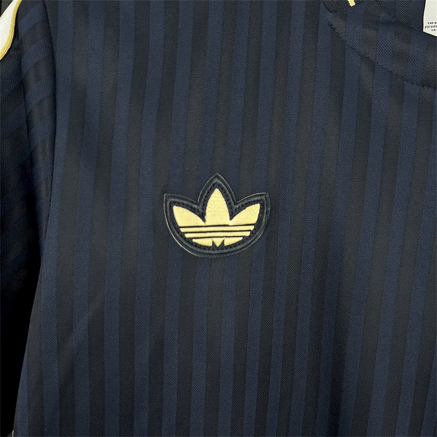 Juventus 2025 Royal Blue Icon Retro Jersey - Fans Version - JerseysGala