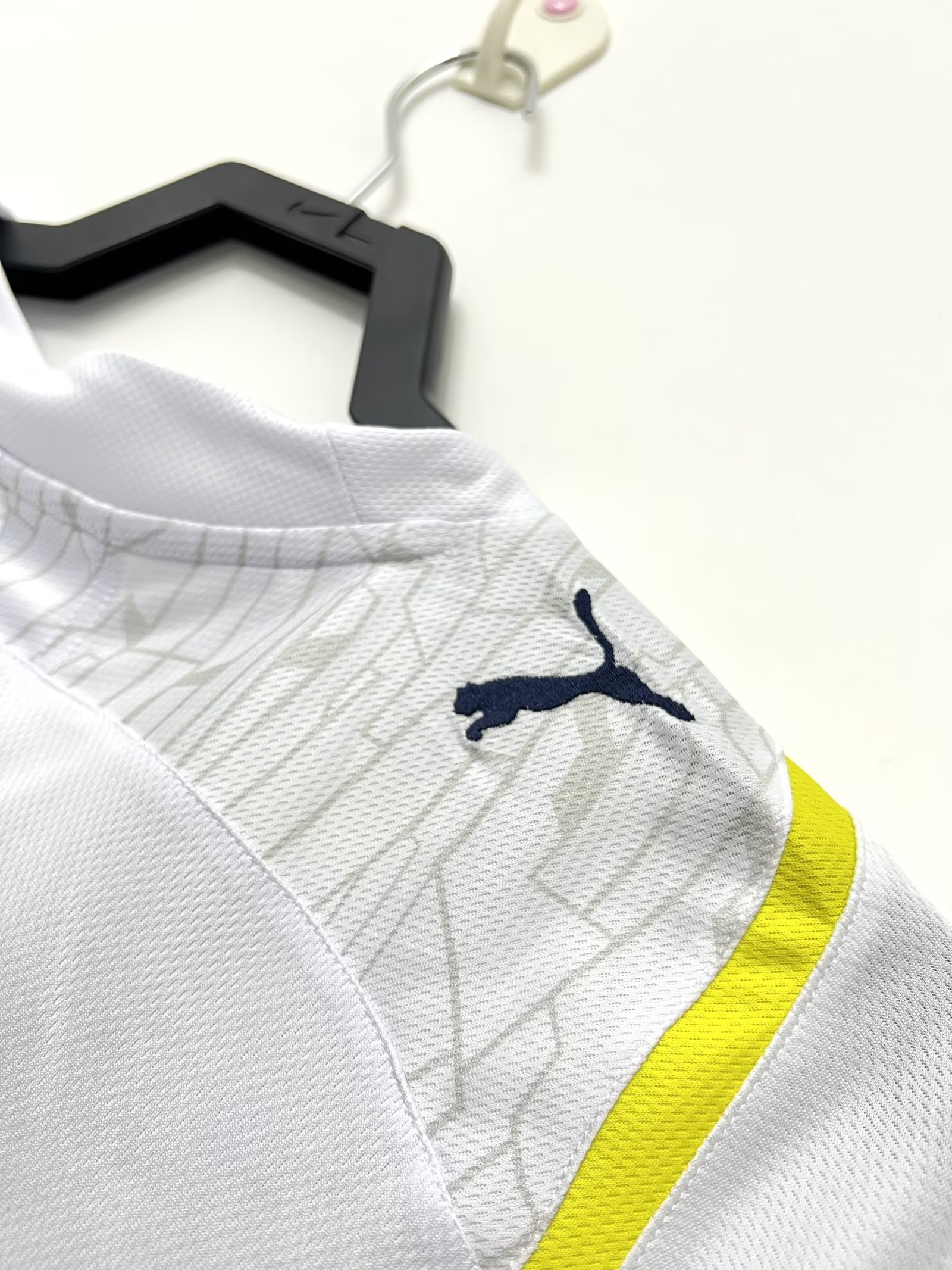 Retro Tottenham Hotspur 2009-10 Home Stadium Jersey - JerseysGala