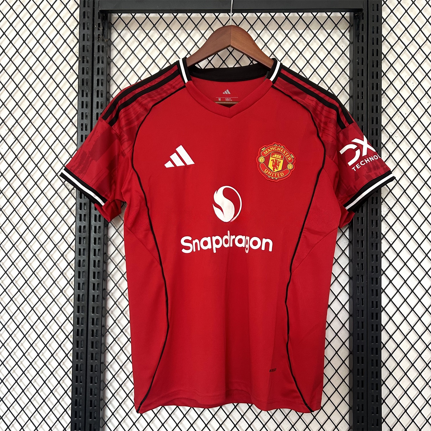 Manchester United 25-26 Home (New Leaked Version) Jersey - Fans Version - JerseysGala
