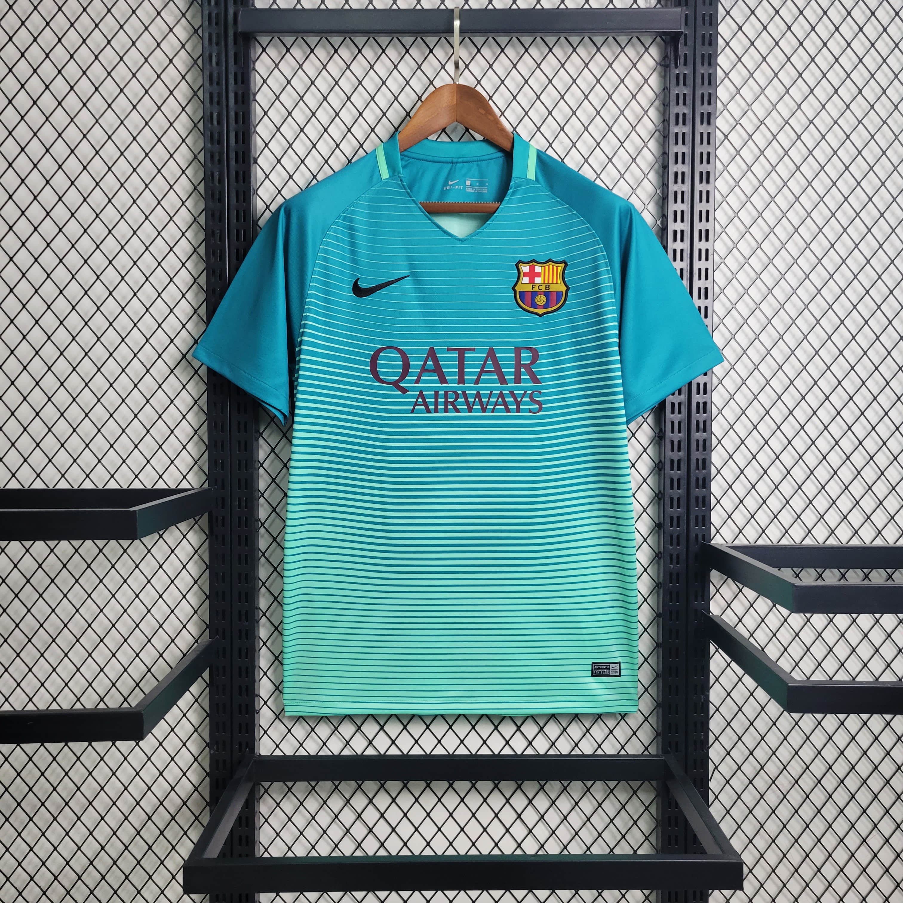B.A.R.S.A Retro 16-17 Third Jersey - JerseysGala