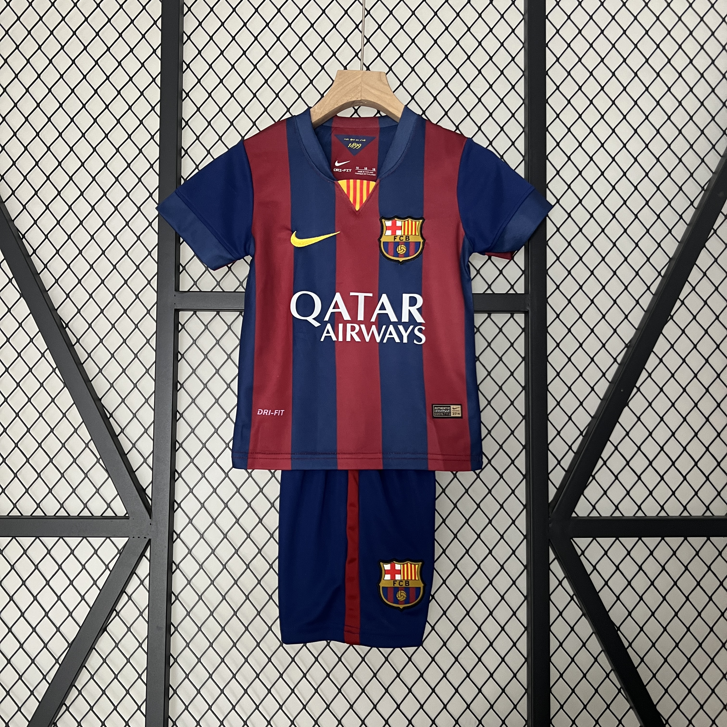 Retro Barcelona 14-15 Home Stadium Kids Kit - JerseysGala