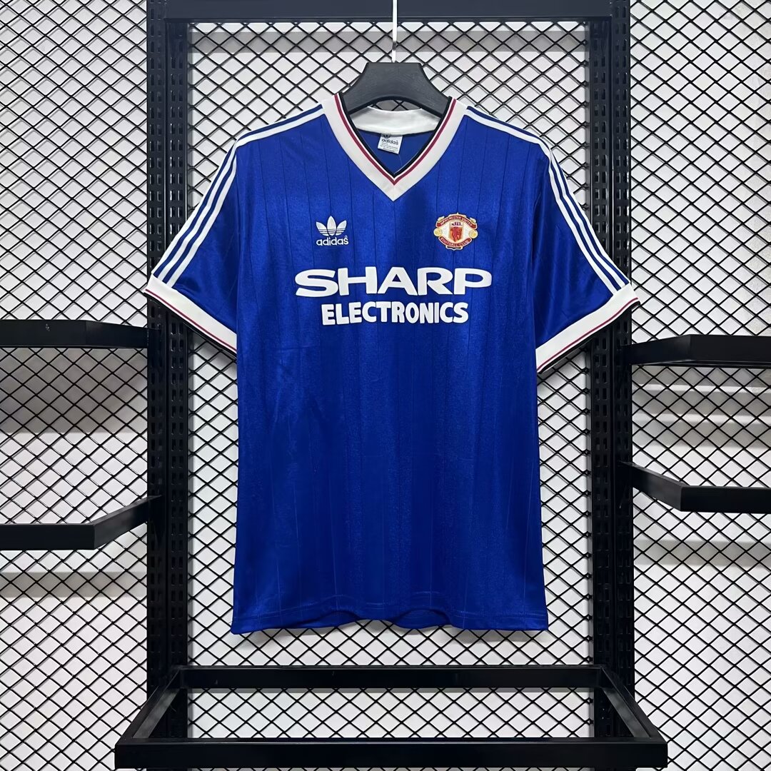 Retro Manchester United 82-83 Third Jersey - JerseysGala