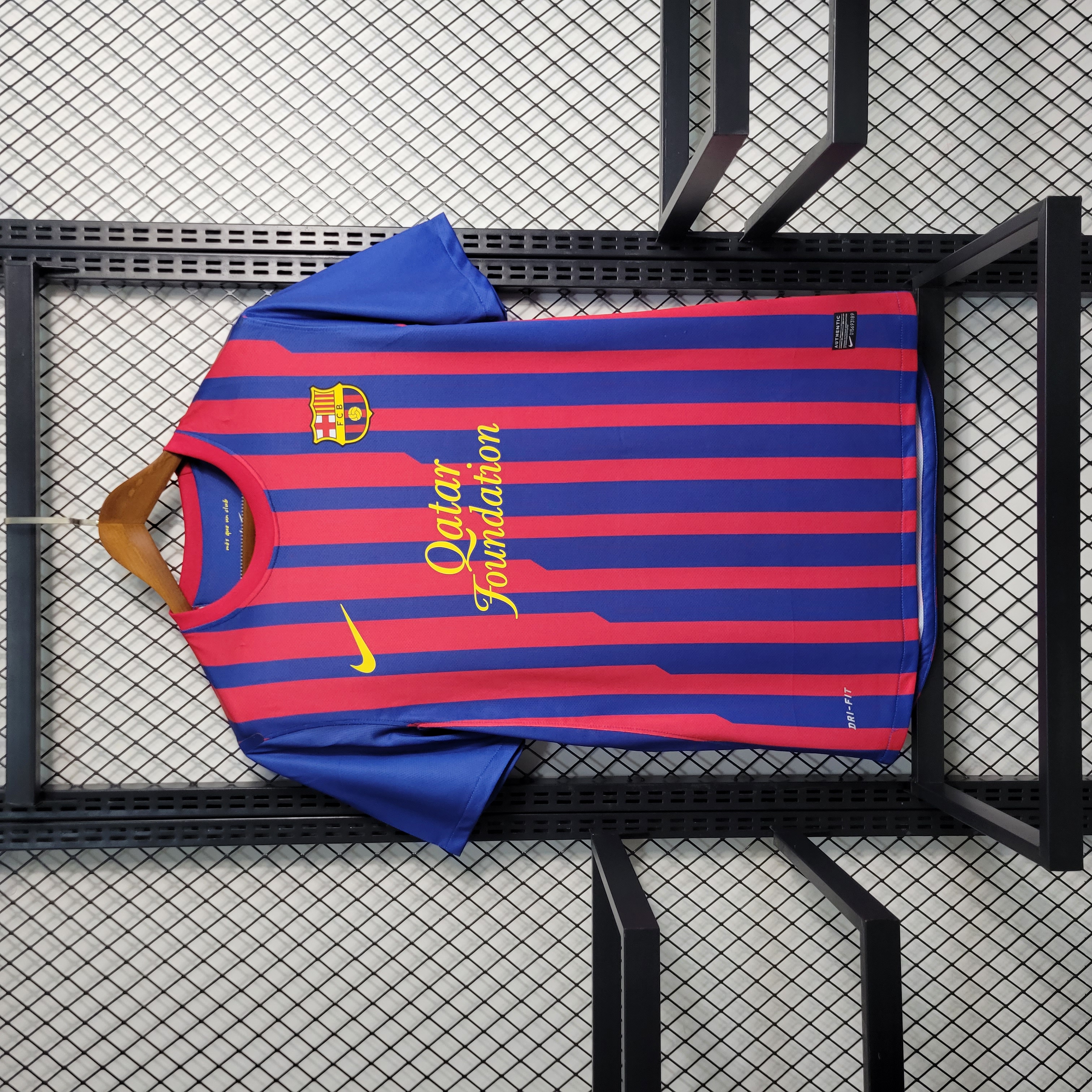 Retro Barcelona 11-12 Home Stadium Jersey - JerseysGala