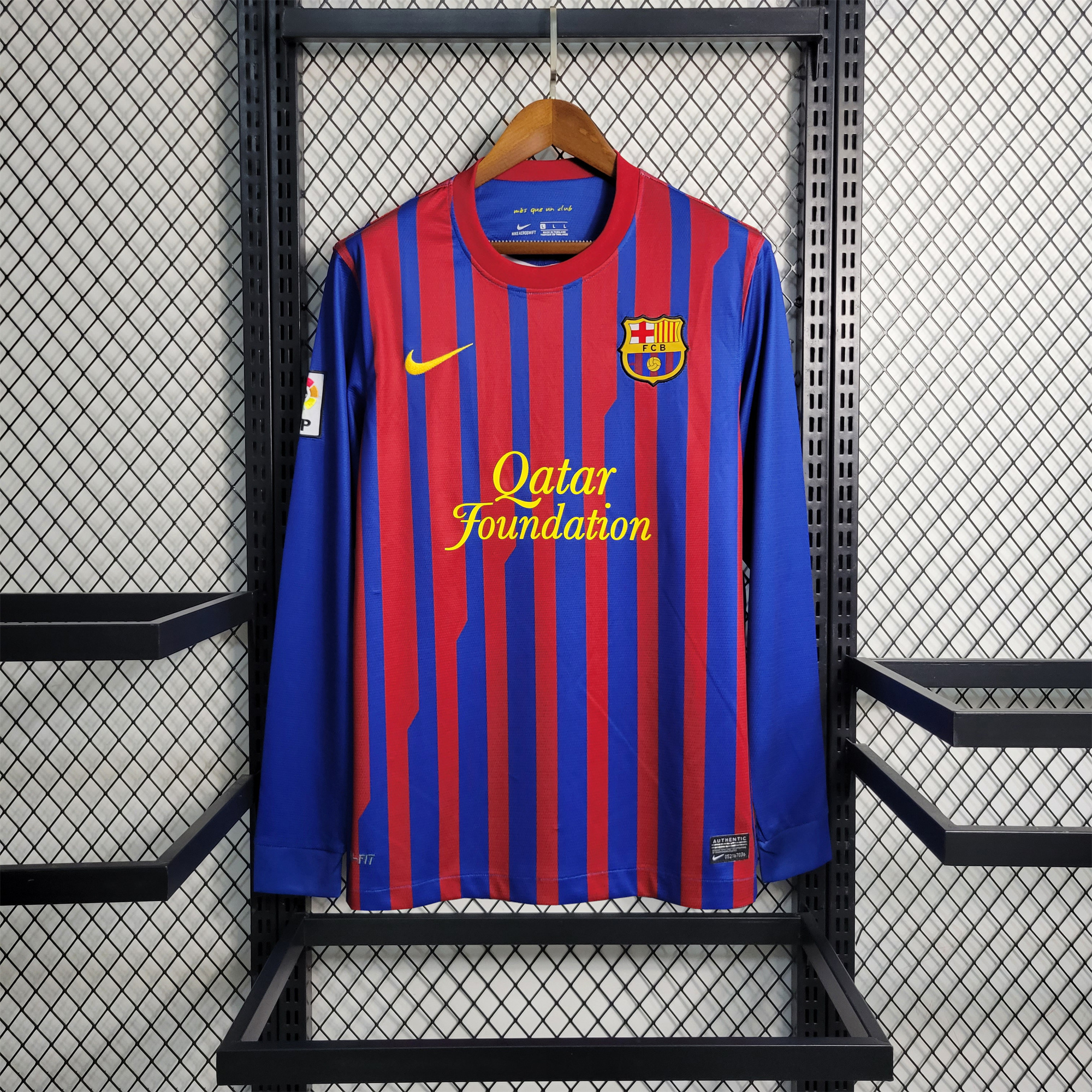 Retro Barcelona 11-12 Home Stadium Long Sleeve Jersey - JerseysGala