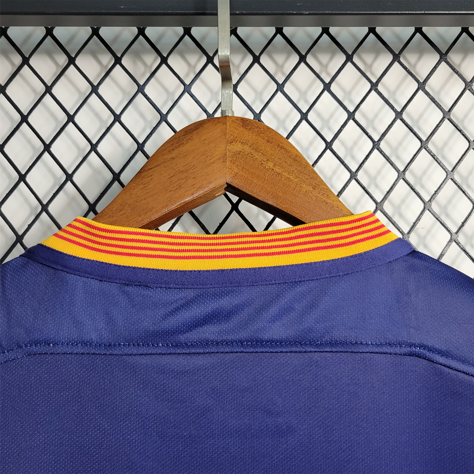 Retro Barcelona 15-16 Home Stadium Jersey - JerseysGala