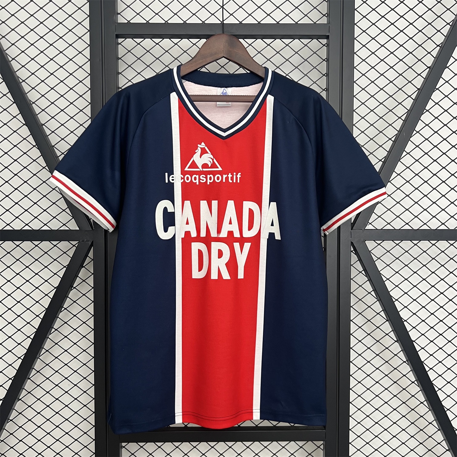Retro Paris Saint-Germain PSG 1974 Home Jersey - JerseysGala