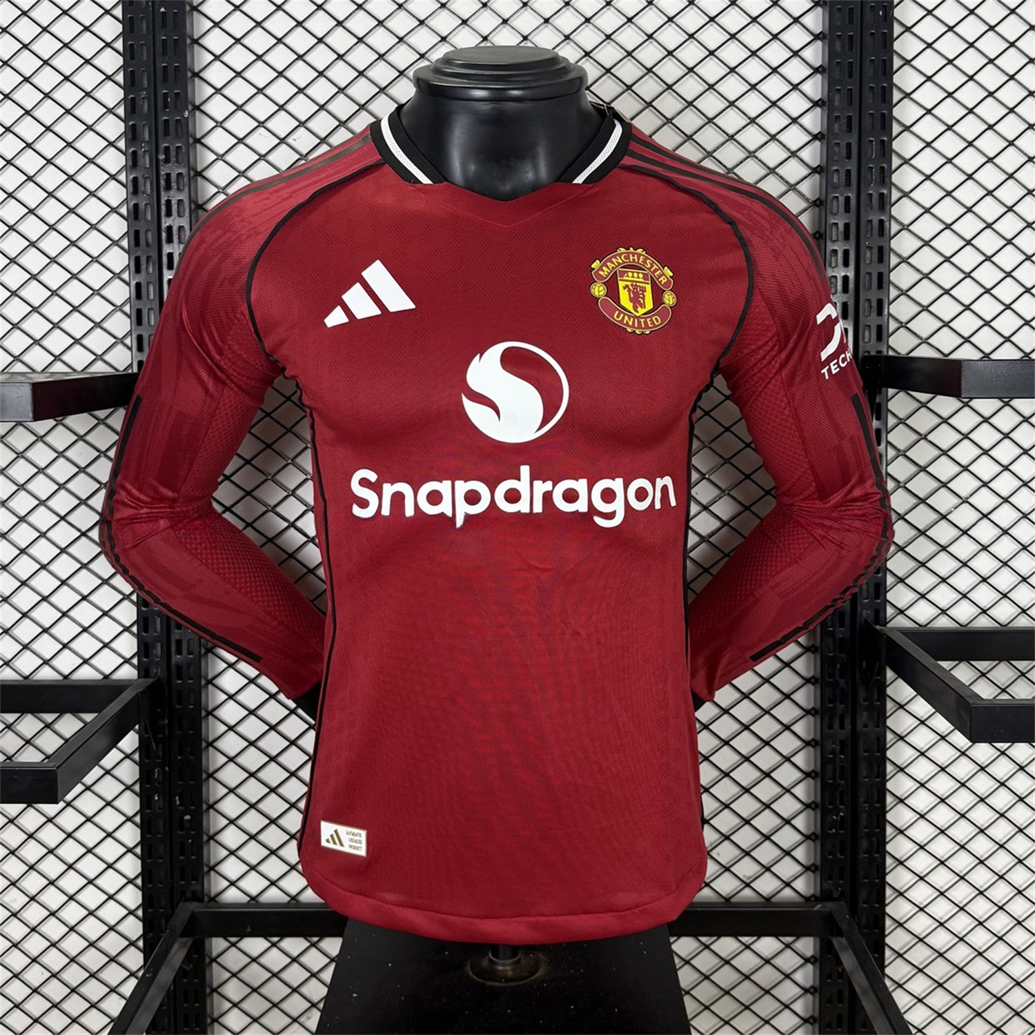 Manchester United 25-26 Home Long Sleeves Jersey - Player Version - JerseysGala
