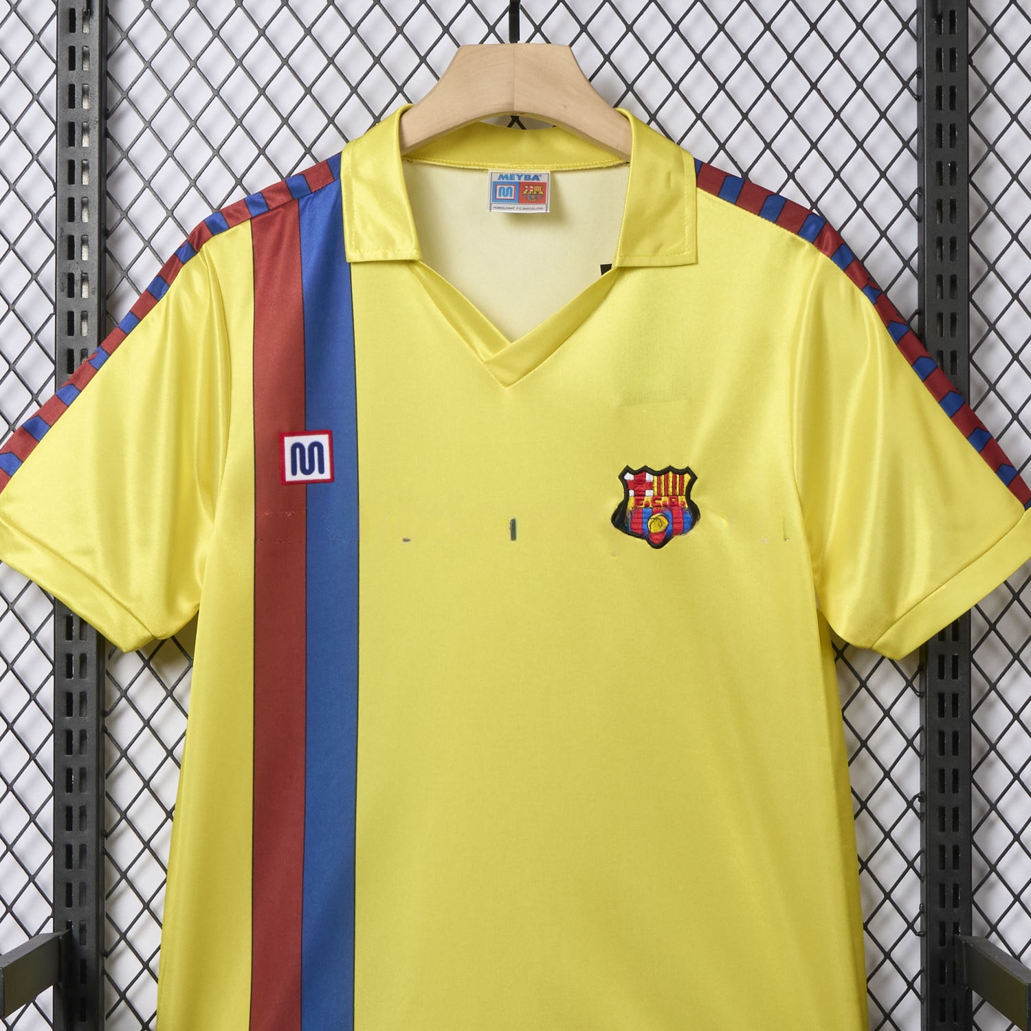 Retro Barcelona 1982-84 Away Yellow Jersey - JerseysGala