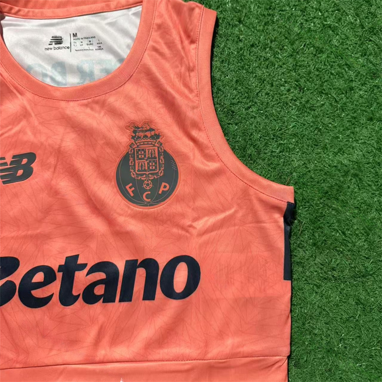Women's Porto 25-26 Away Yoga Vest - JerseysGala