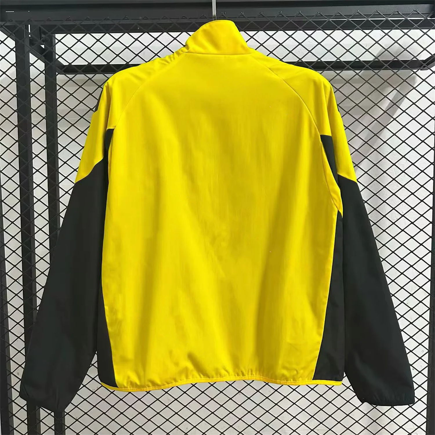 Fenerbahce 25-26 Throwback Windbreaker Jacket - Yellow - JerseysGala