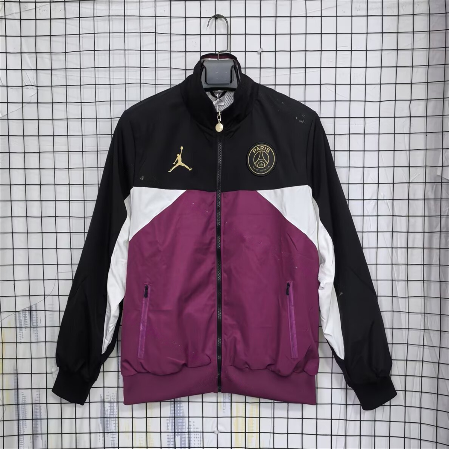 Paris Saint-Germain PSG 25-26 Windbreaker Jacket - Purple And Black - JerseysGala