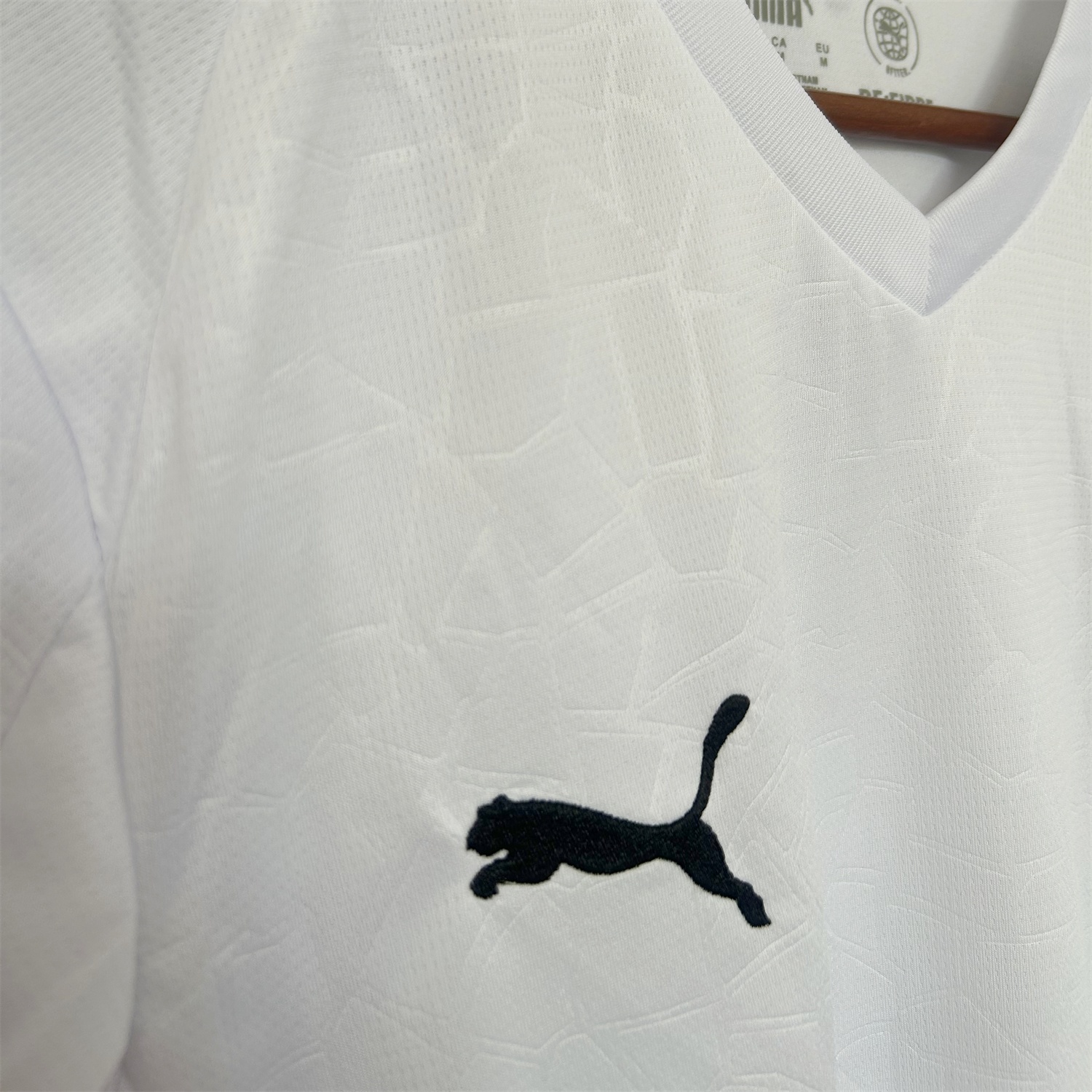 Valencia 25-26 Home Jersey - Fans Version - JerseysGala