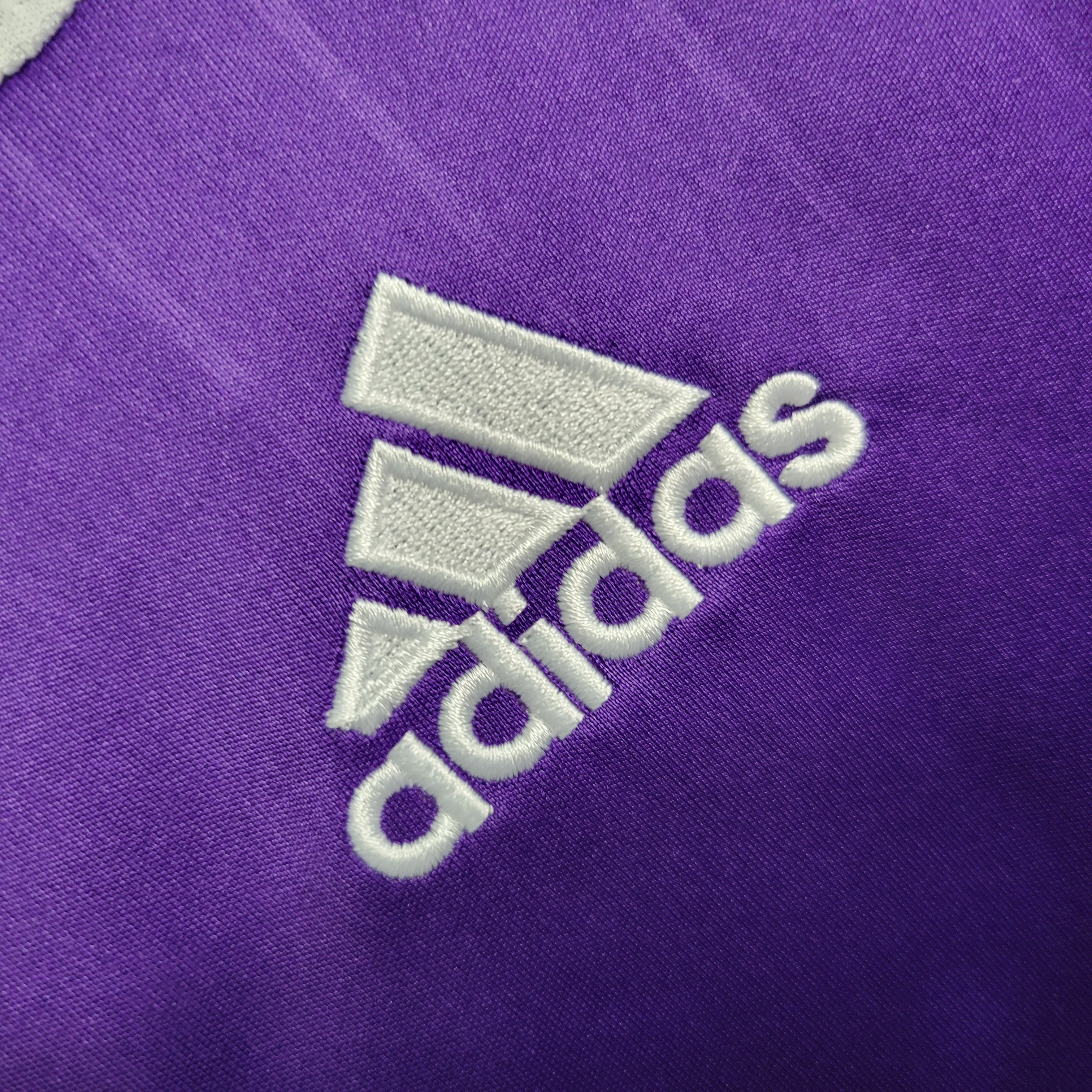 Retro Real Madrid 06-07 Third Jersey - JerseysGala