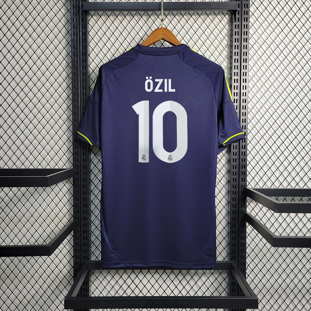Retro Real Madrid 12-13 Away Jersey - JerseysGala