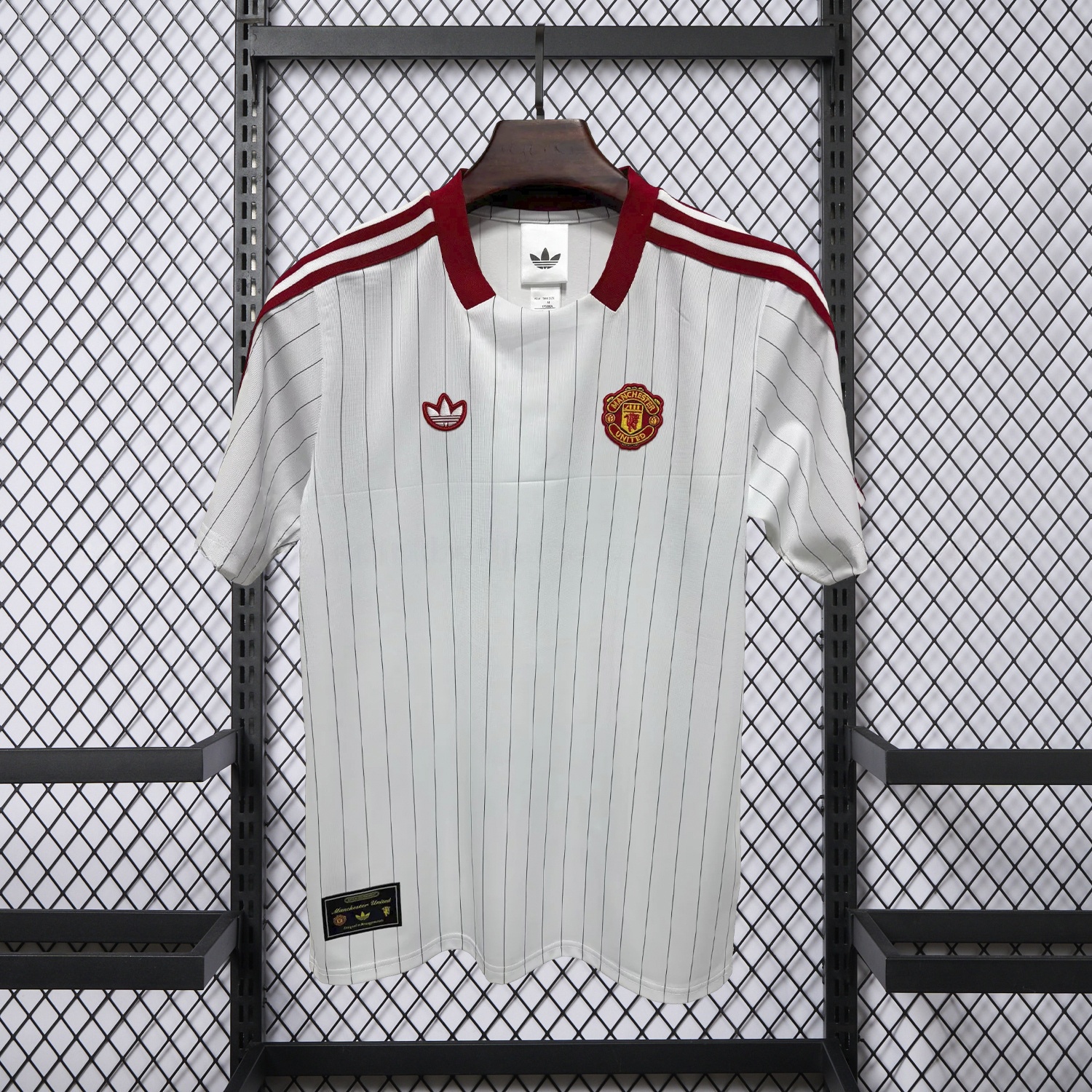 Manchester United 25-26 Trefoil White Travel Jersey - Fans Version - JerseysGala