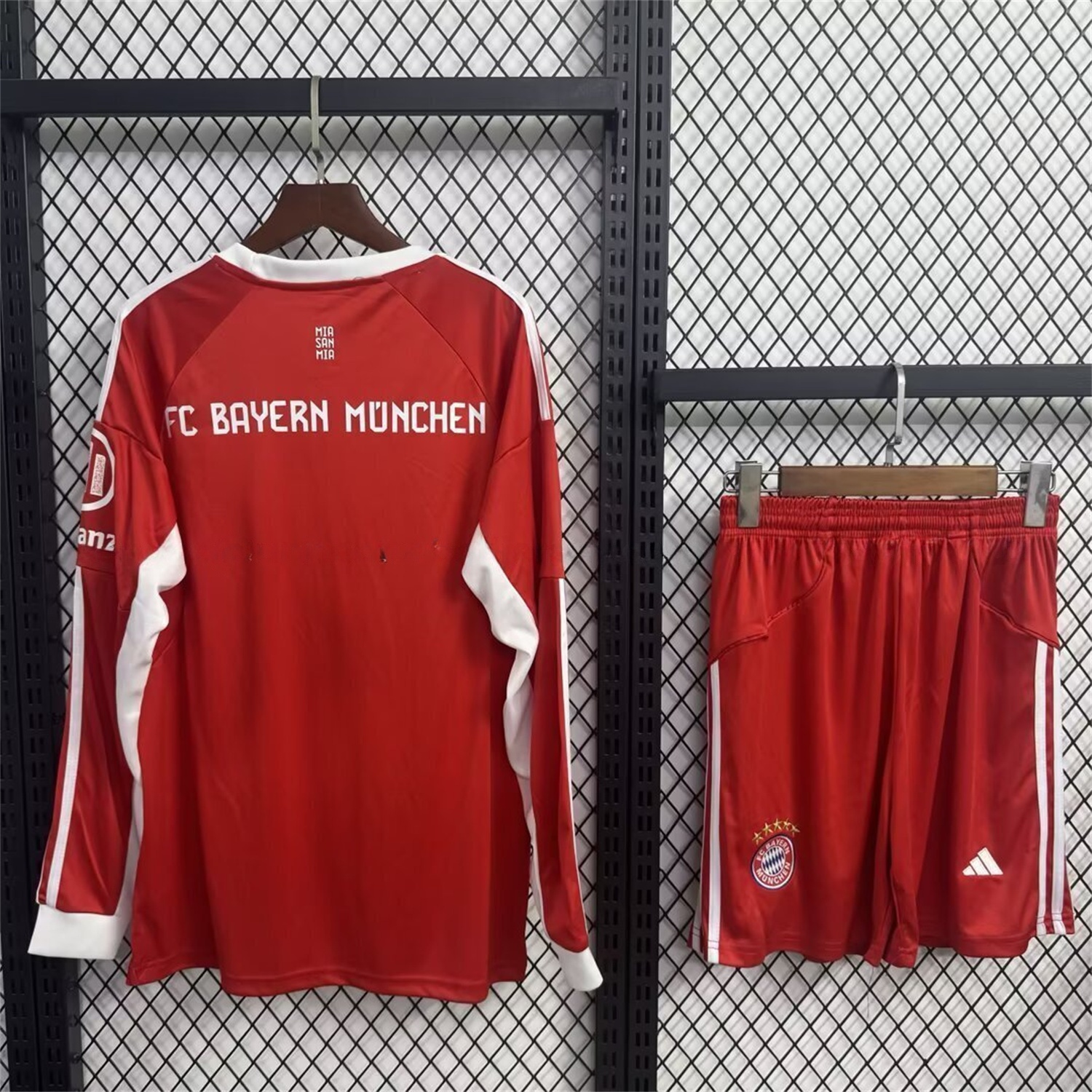Bayern Munich 25-26 Home Long Sleeves Kids Kit - JerseysGala