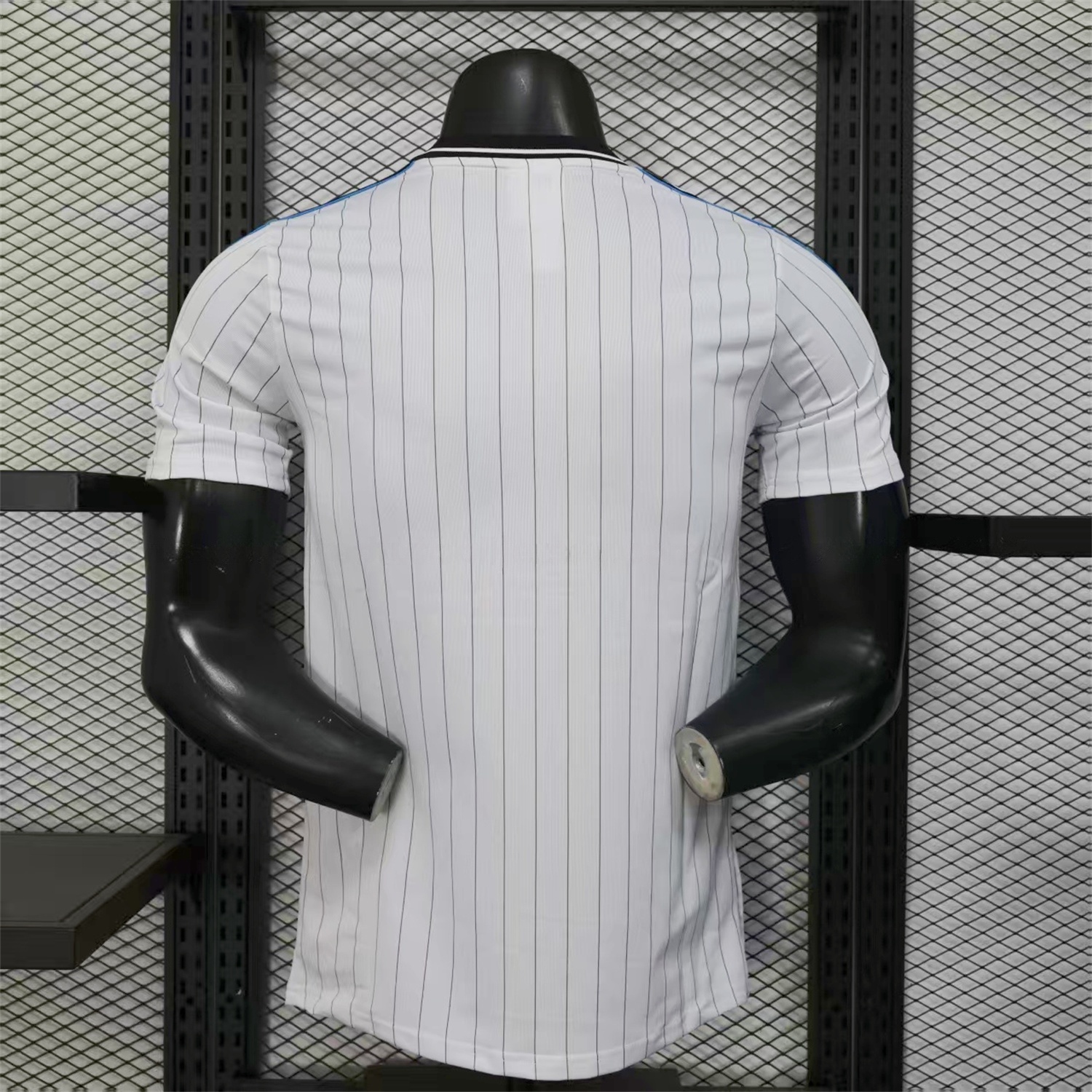 Newcastle United 25-26 Icon Range Travel Special Edition White Jersey - Player Version - JerseysGala