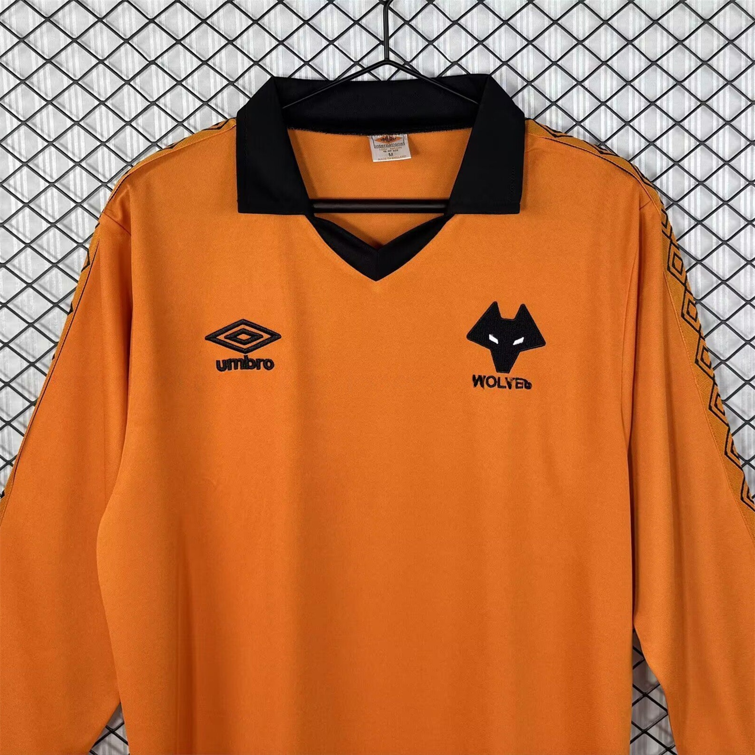 Retro Wolverhampton Wanderers Wolves 1979-82 Home Long Sleeves Jersey - Fans Version - JerseysGala