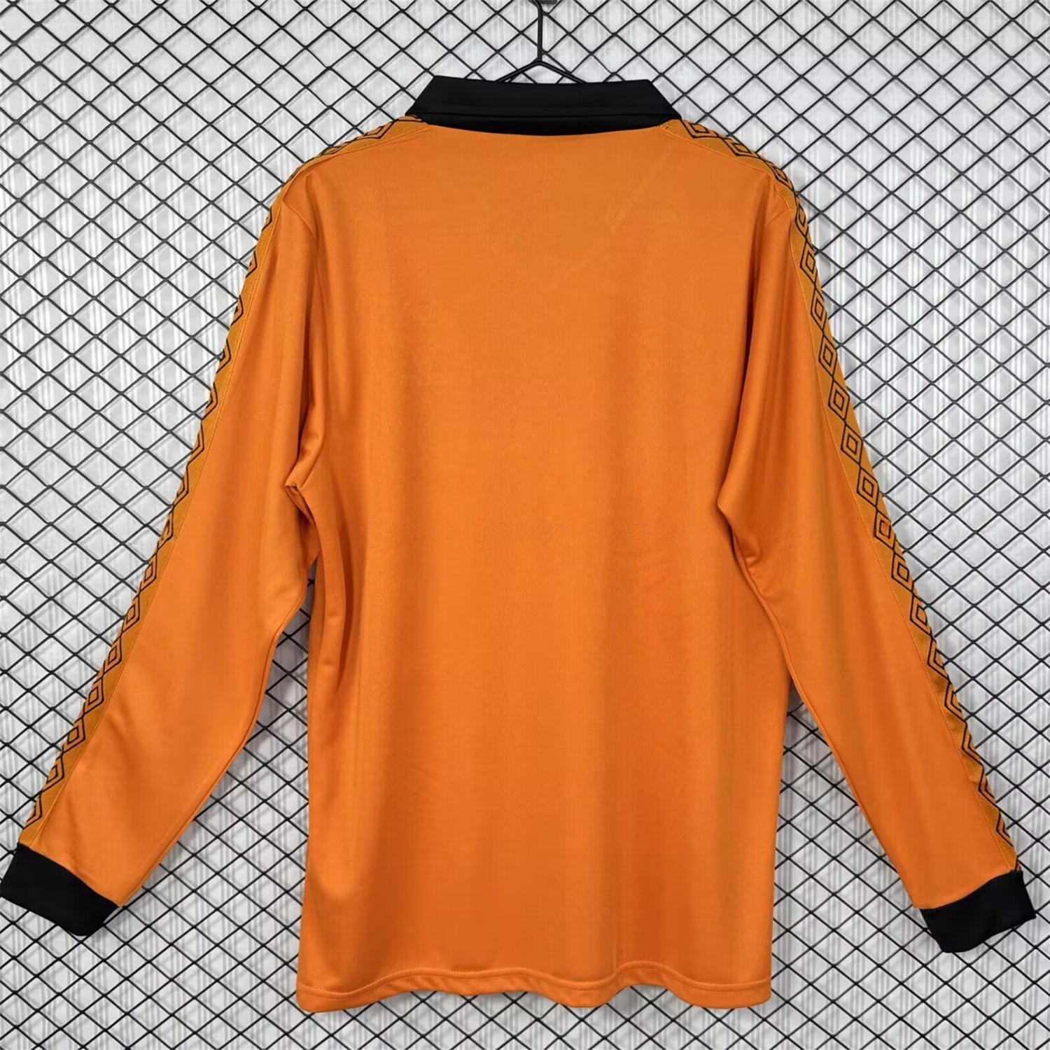 Retro Wolverhampton Wanderers Wolves 1979-82 Home Long Sleeves Jersey - Fans Version - JerseysGala