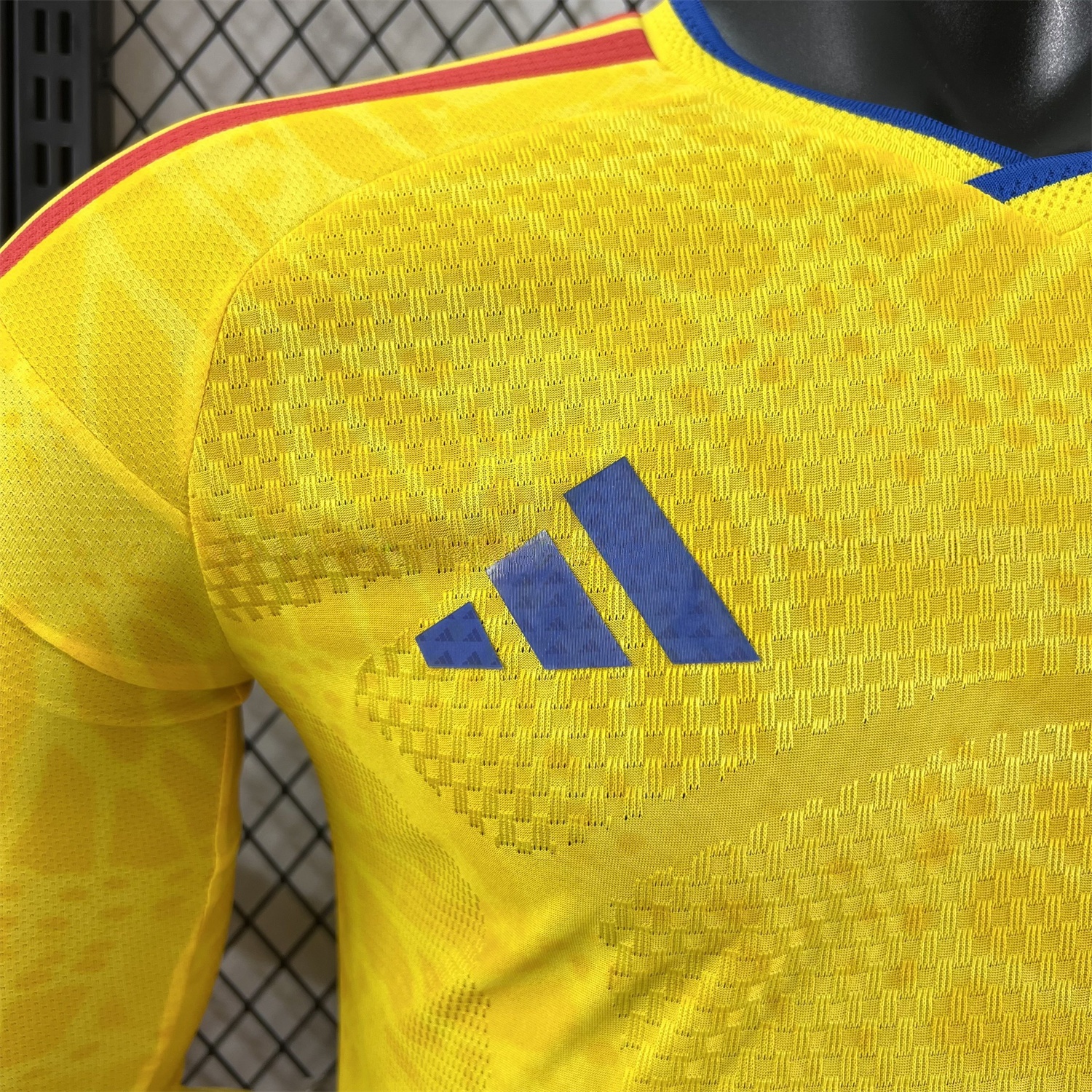 Colombia 2026 Home Long Sleeves Jersey (Leaked Version) - Player Version - JerseysGala