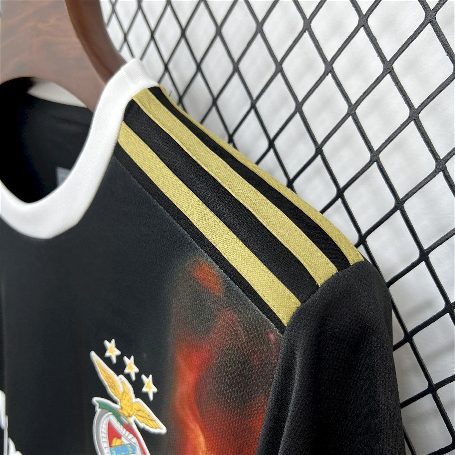 Benfica 25-26 Fire Eagle Jersey - Fans Version - JerseysGala