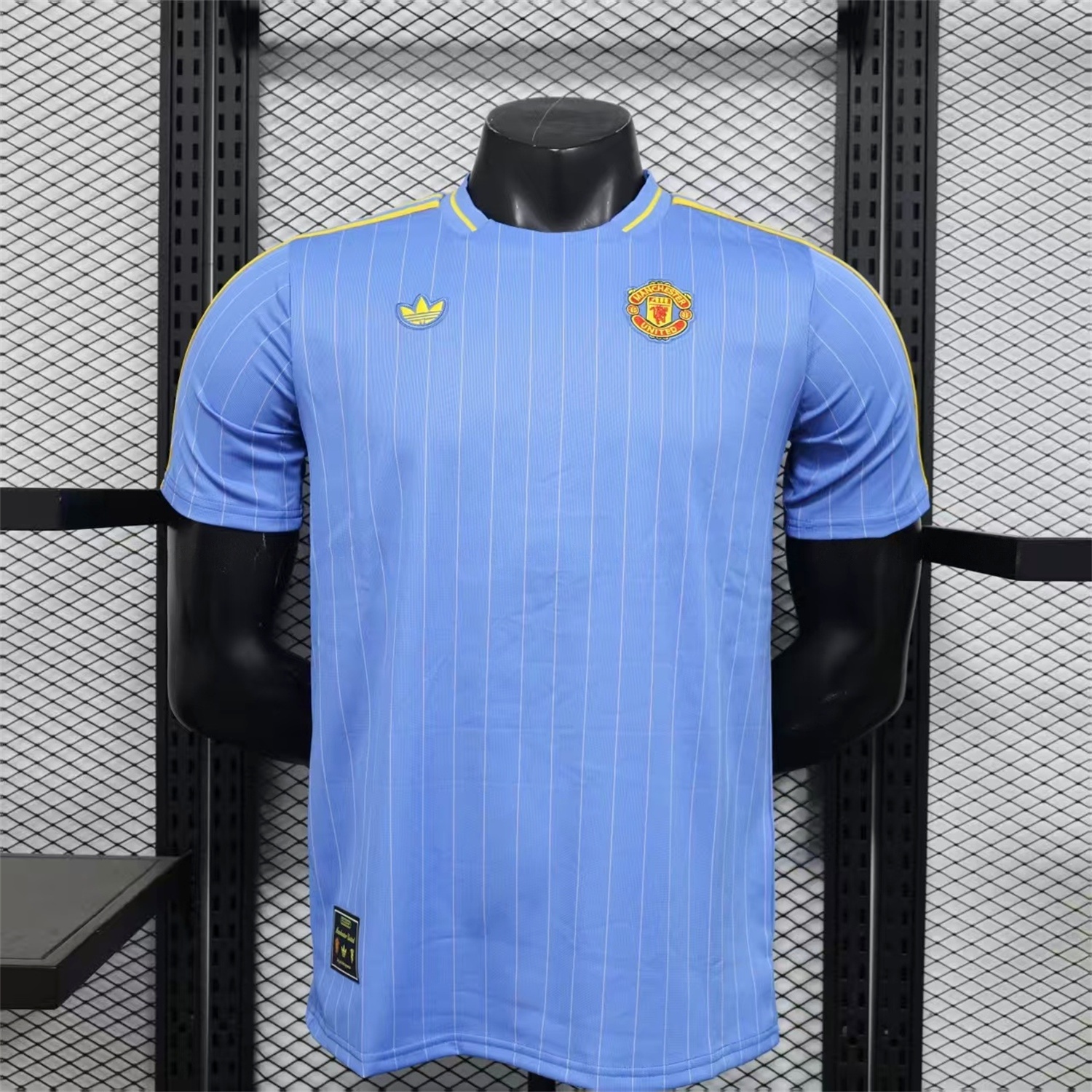 Manchester United 25-26 Icon Travel Special Edition Blue Jersey - Player Version - JerseysGala