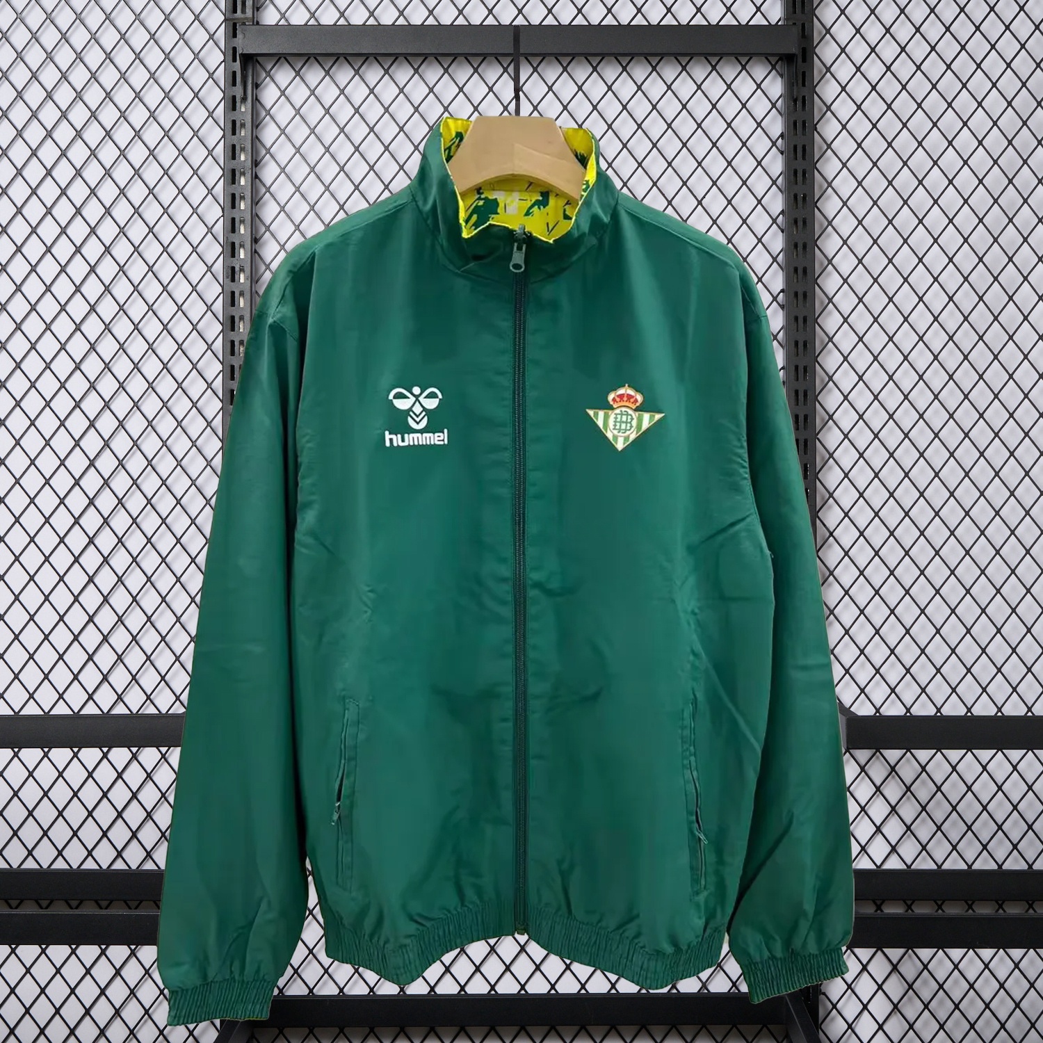 Real Betis 25-26 Double Sided Reversible Windbreaker - Green & Yellow - JerseysGala